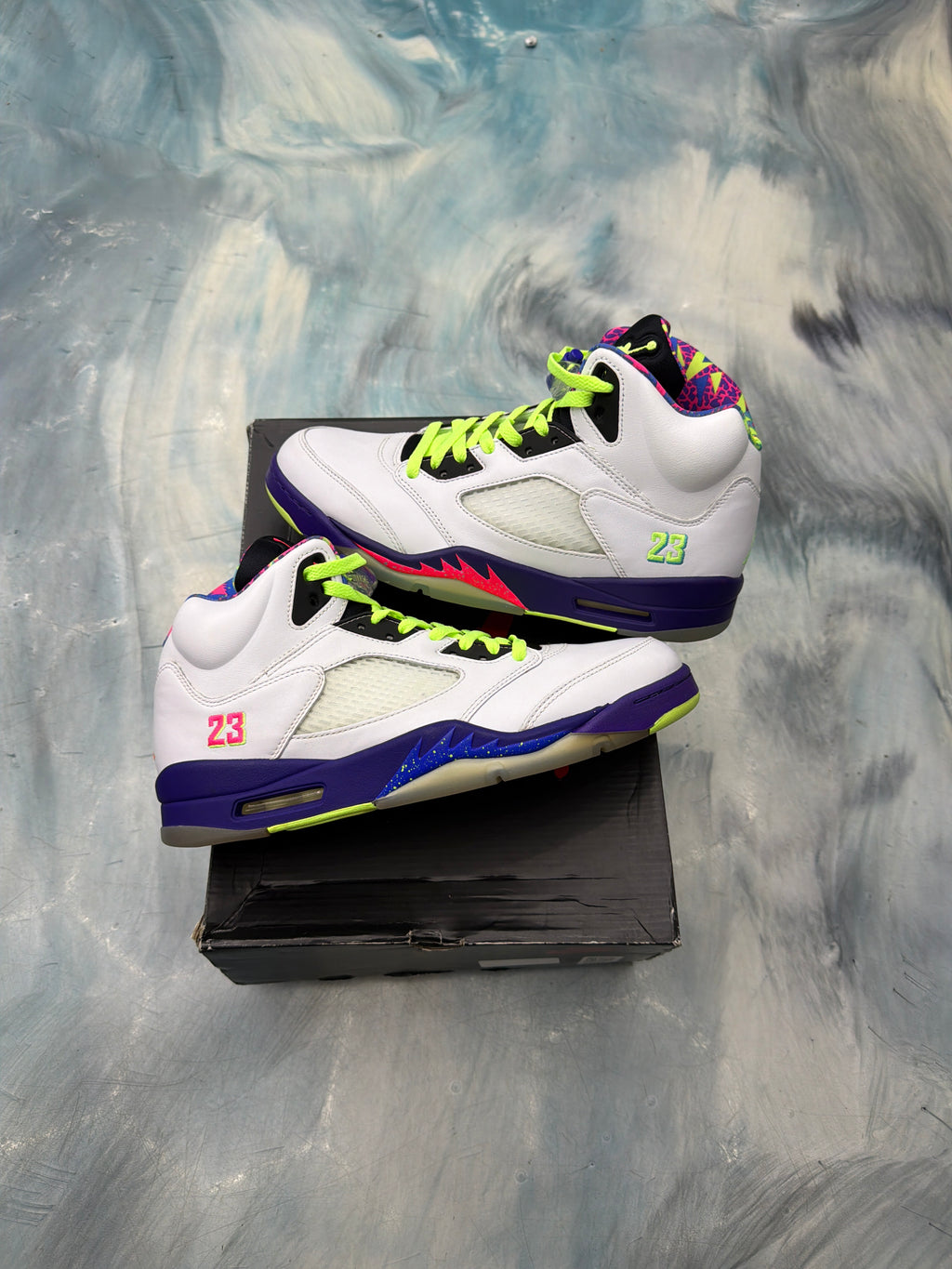 JORDAN 5 RETRO ALTERNATE BEL-AIR PRE OWNED SIZE 11