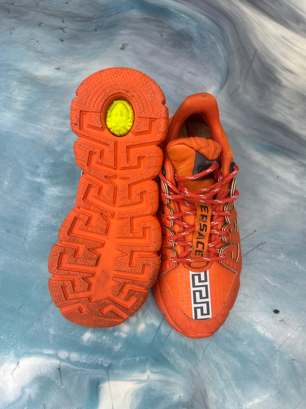 VERSACE TRIGRECA ORANGE PRE OWNED SIZE 40.5 EU 7.5/8 US NO BOX
