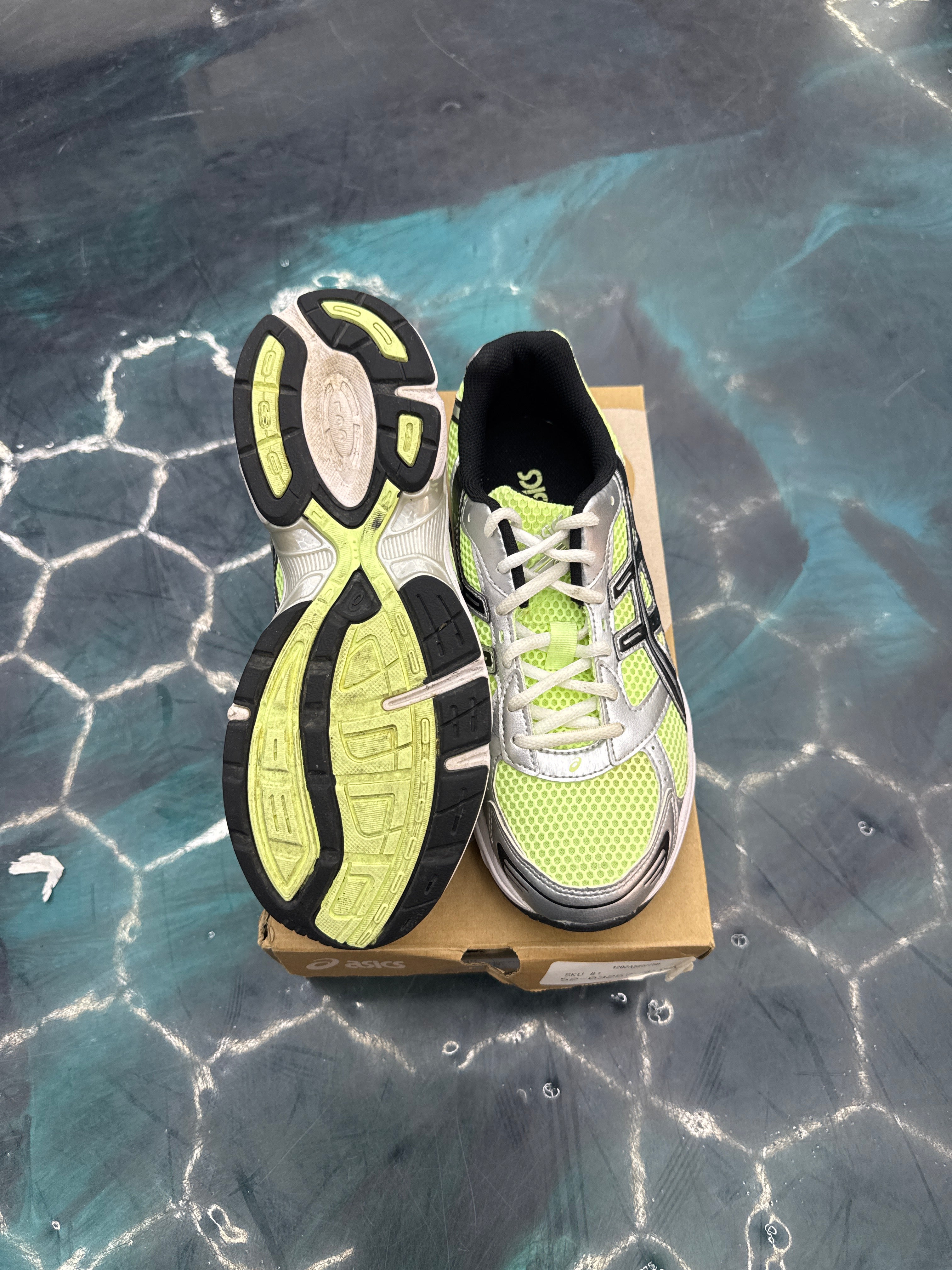 ASICS-GEL 1130 NEON PACK GREEN PRE OWNED SIZE 7.5
