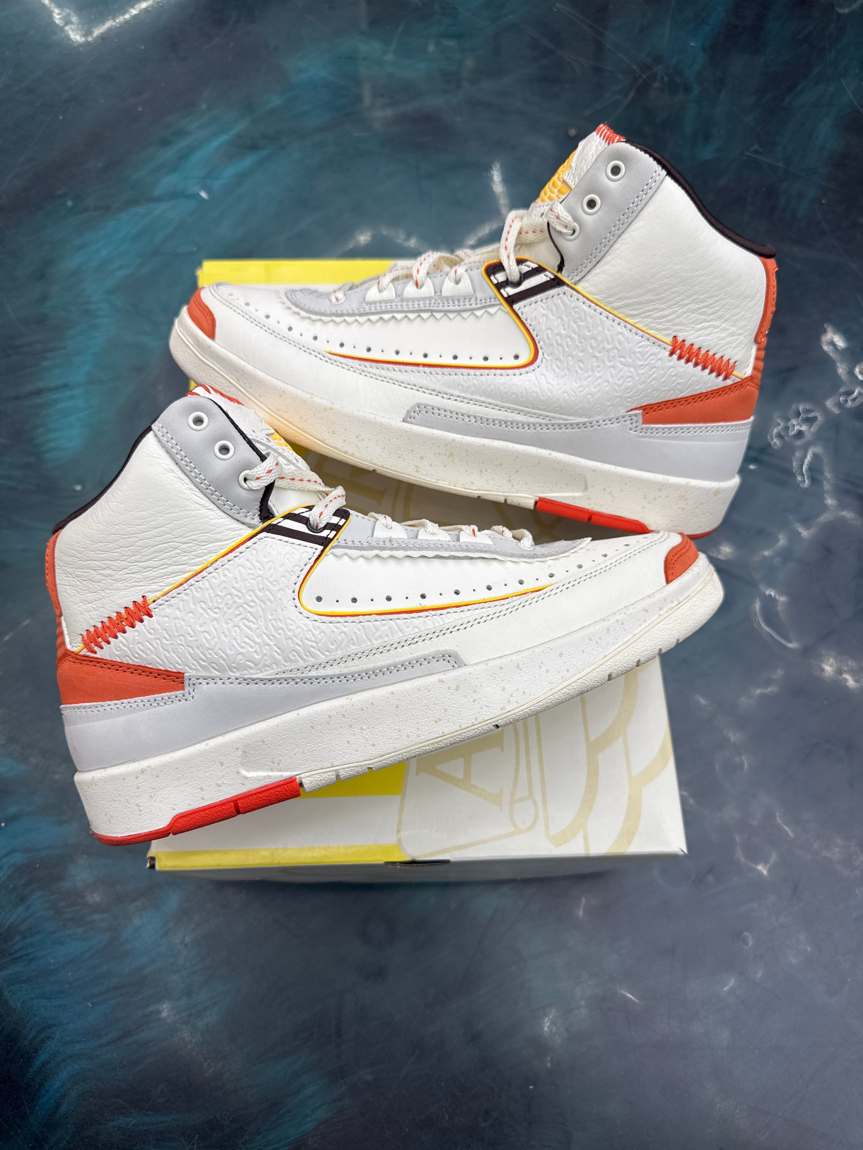 JORDAN 2 RETRO SP MAISON CHATEAU ROUGE PRE OWNED SIZE 8