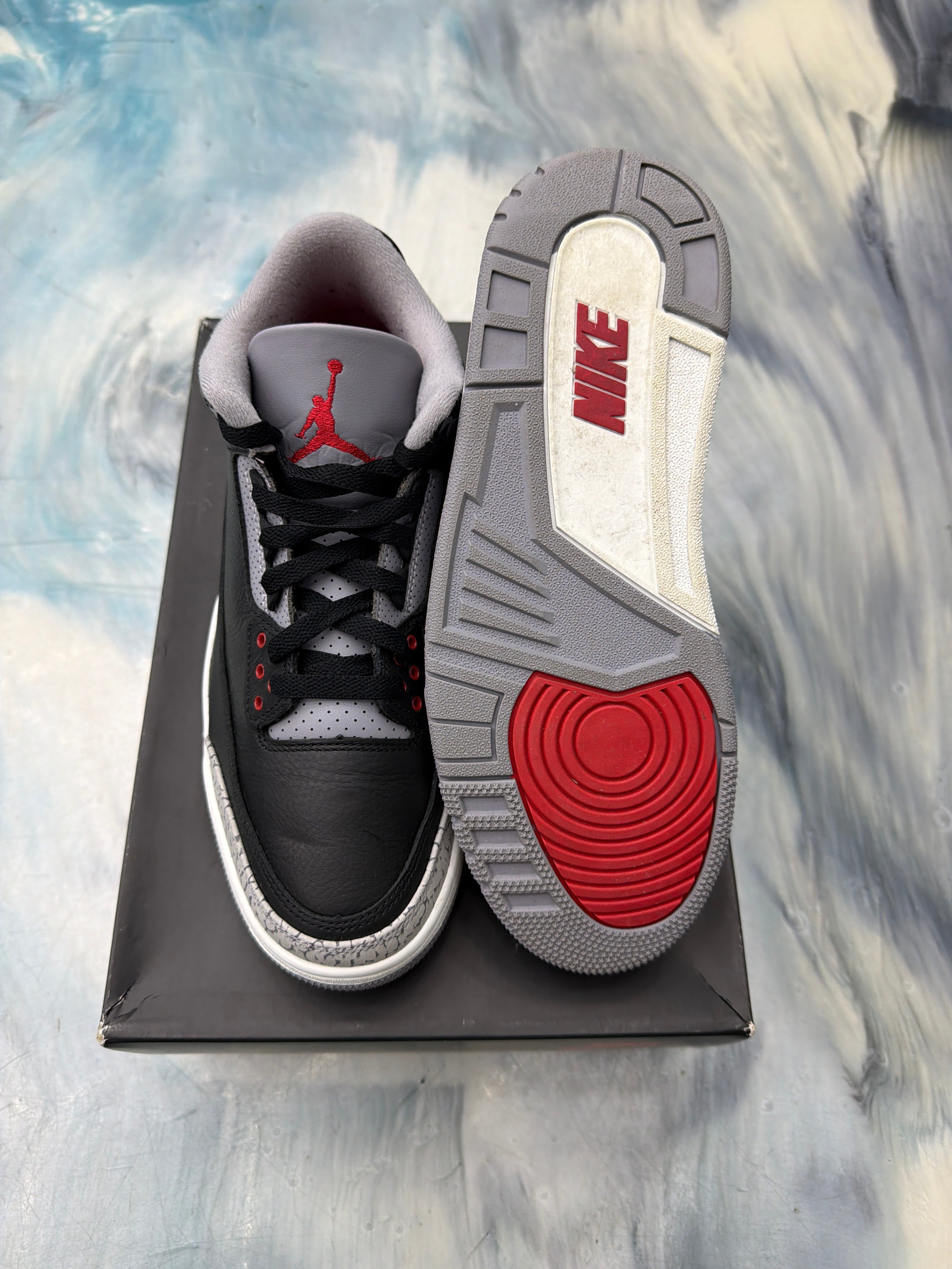 JORDAN 3 RETRO OG BLACK CEMENT (2024) PRE OWNED SIZE 9
