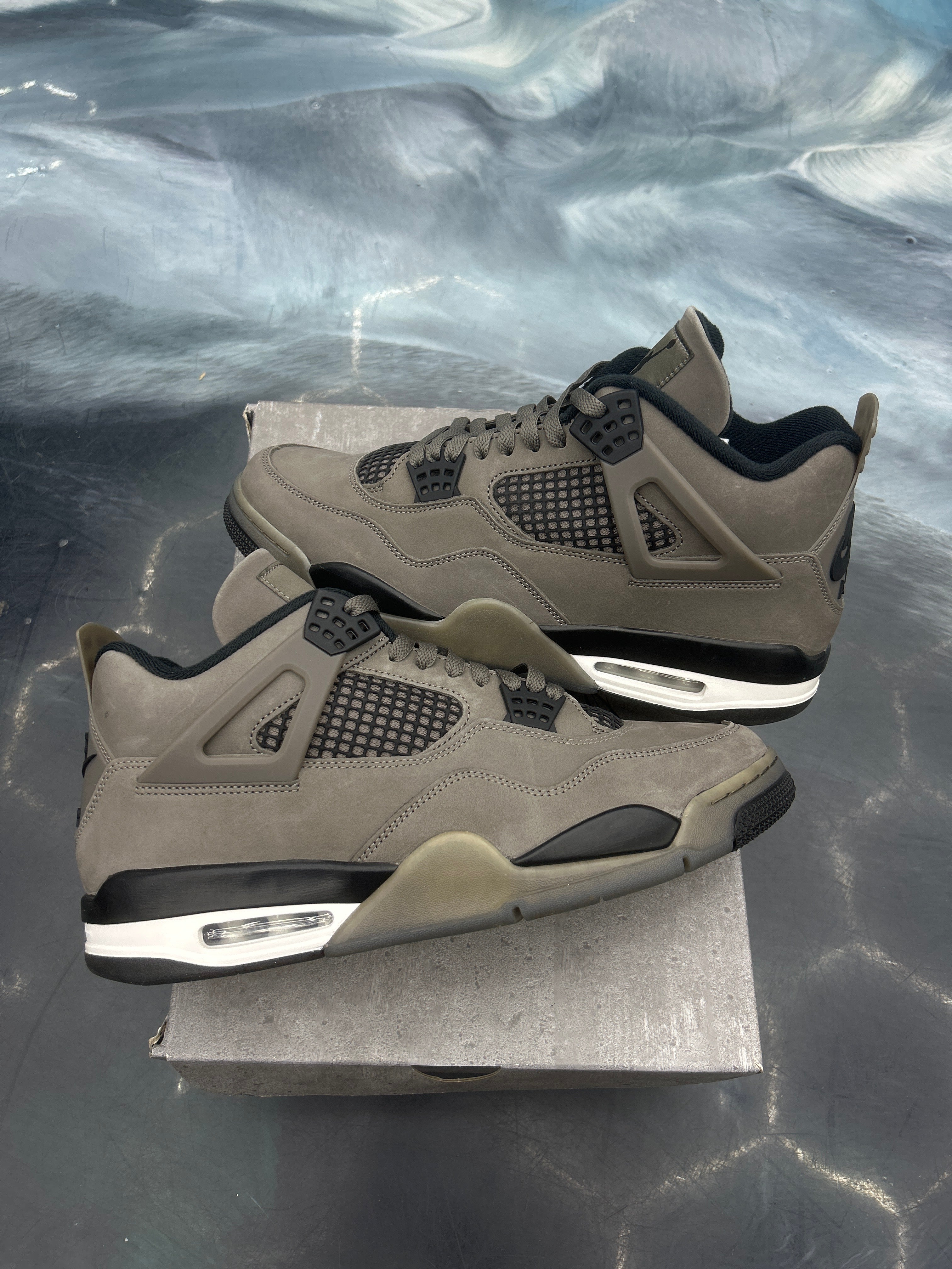 JORDAN 4 RETRO CAVE STONE PRE OWNED SIZE 12
