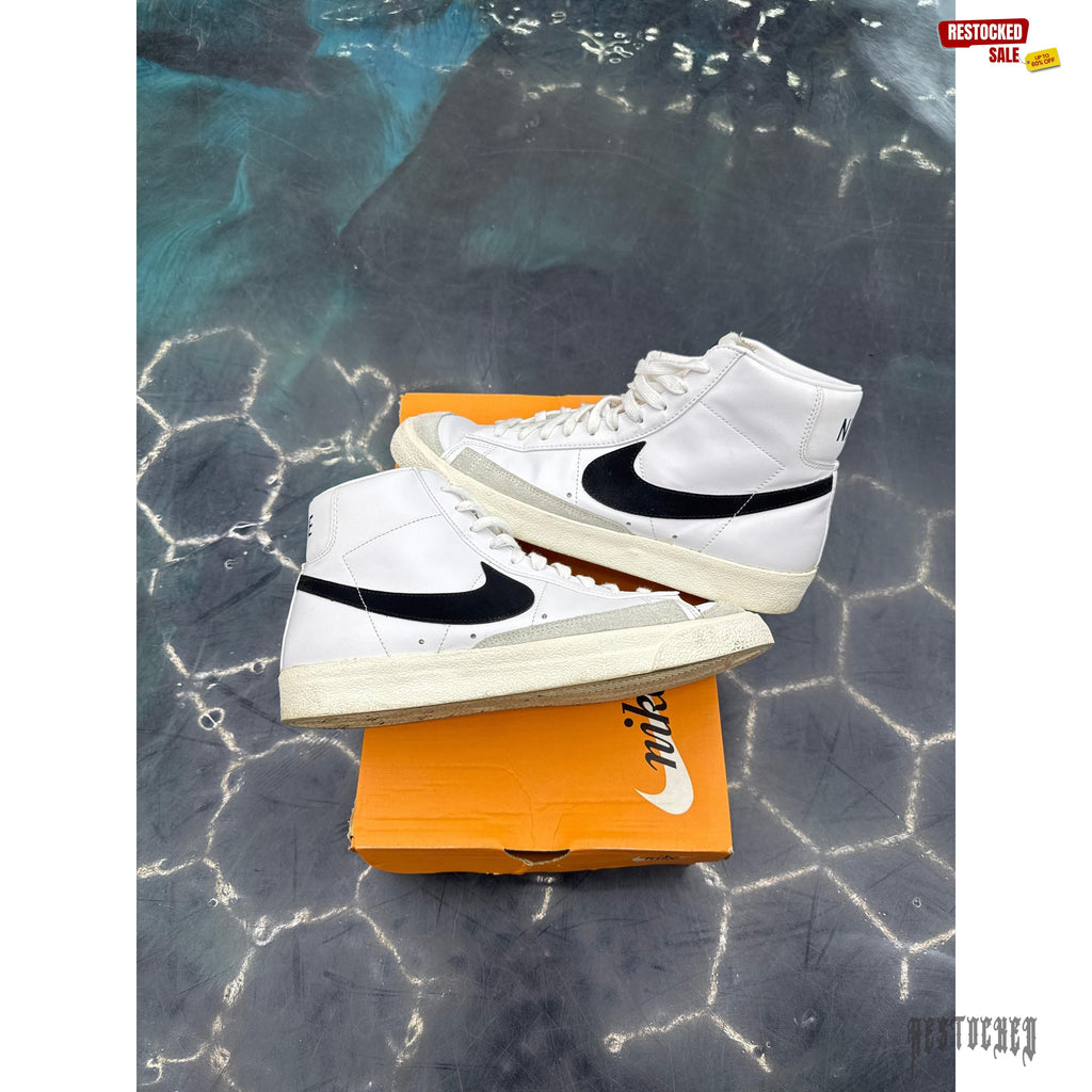 NIKE BLAZER MID 77 VINTAGE WHITE BLACK PRE OWNED SIZE 10.5