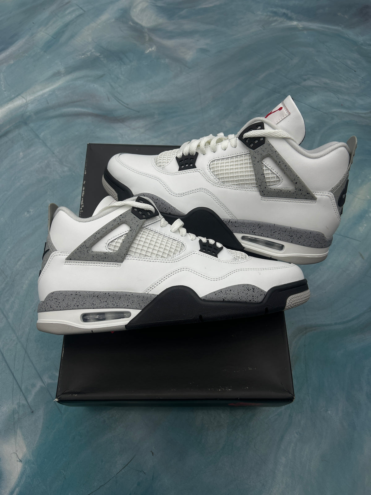 JORDAN 4 RETRO WHITE CEMENT SIZE 12 PRE OWNED