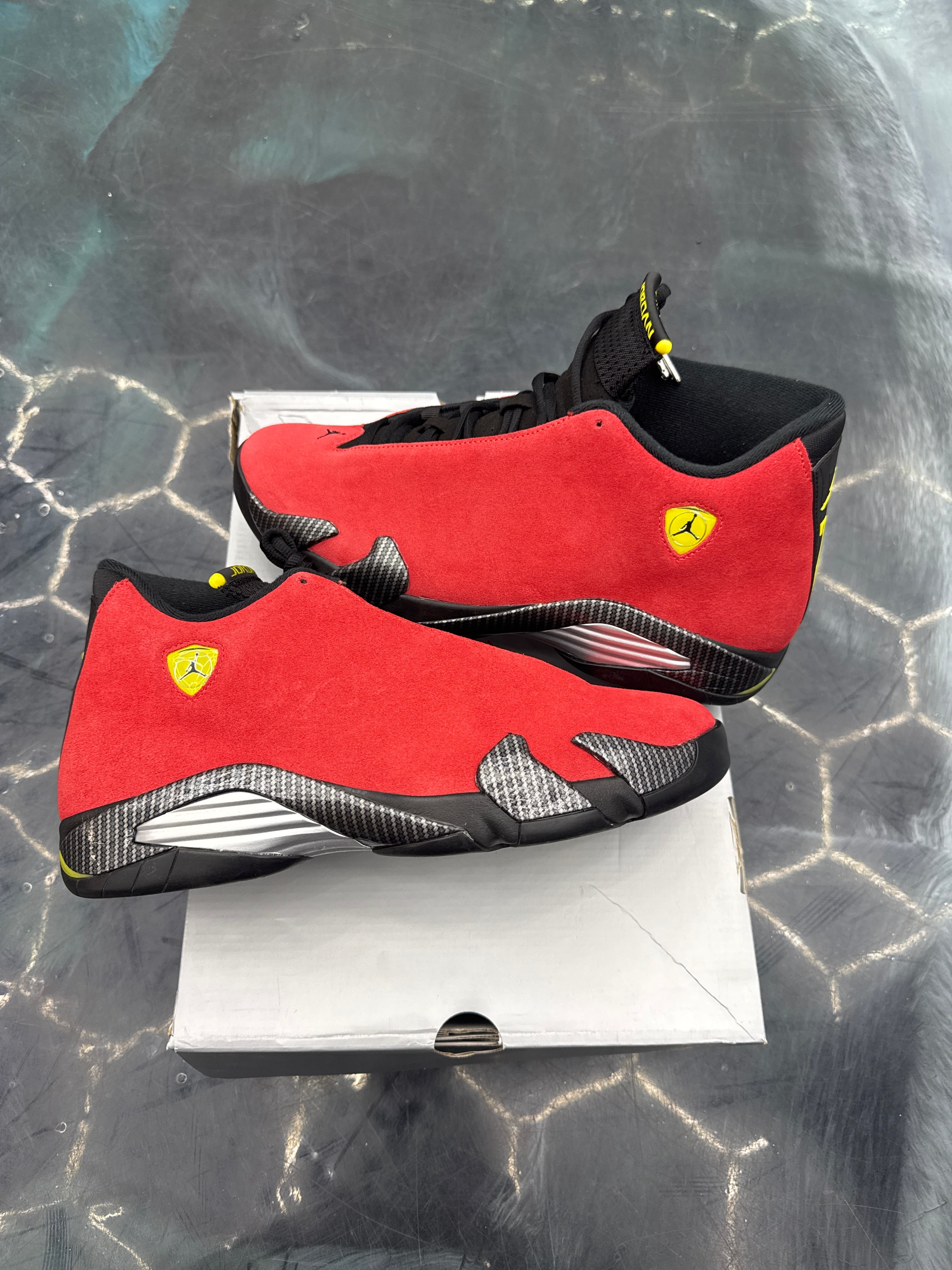 JORDAN 14 FERRARI PRE OWNED SIZE 12