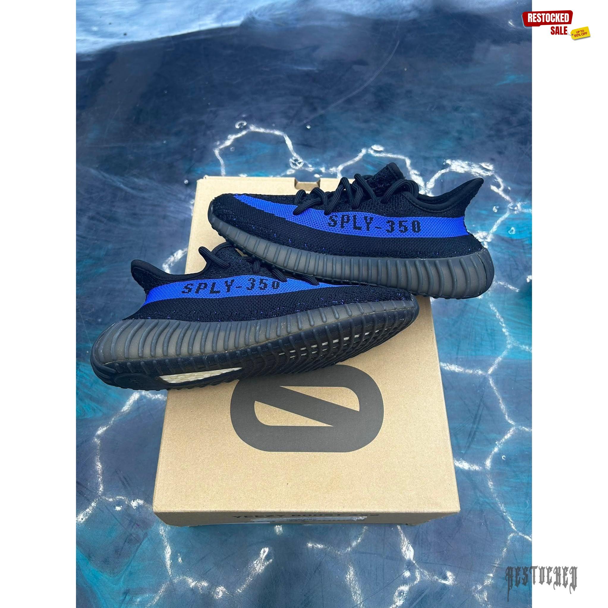 ADIDAS YEEZY BOOST DAZZLING BLUE PRE OWNED SIZE 5