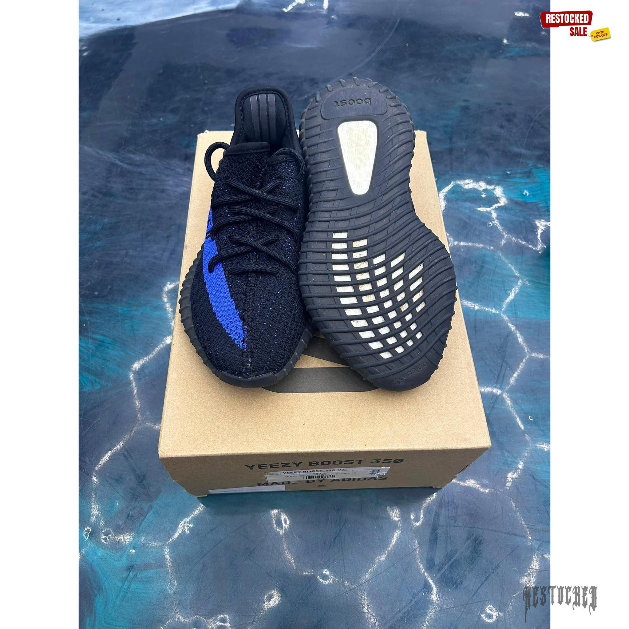 ADIDAS YEEZY BOOST DAZZLING BLUE PRE OWNED SIZE 5