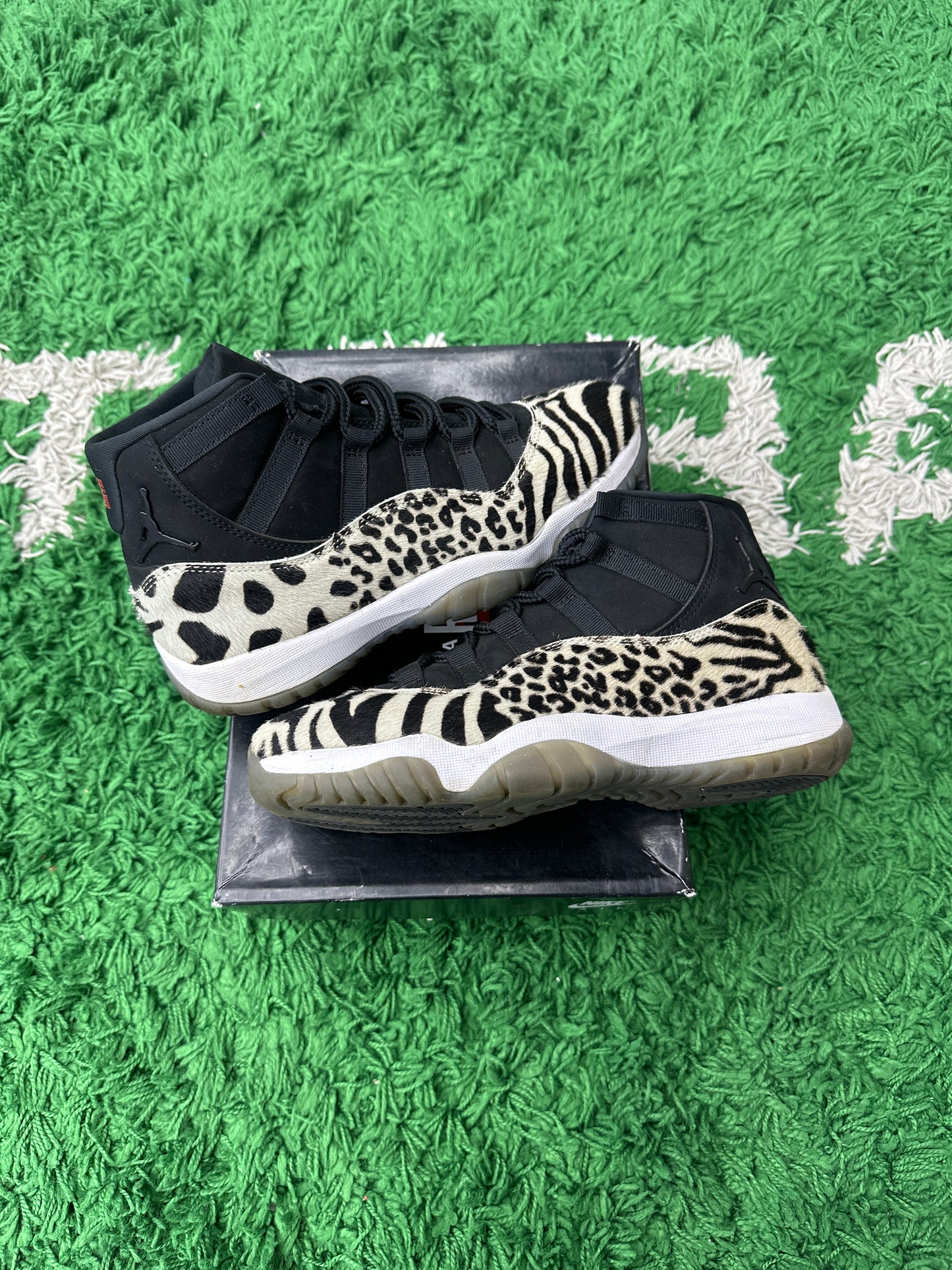 JORDAN 11 RETRO ANIMAL INSTINCT (WOMEN’S) PRE-OWNED SIZE 8W