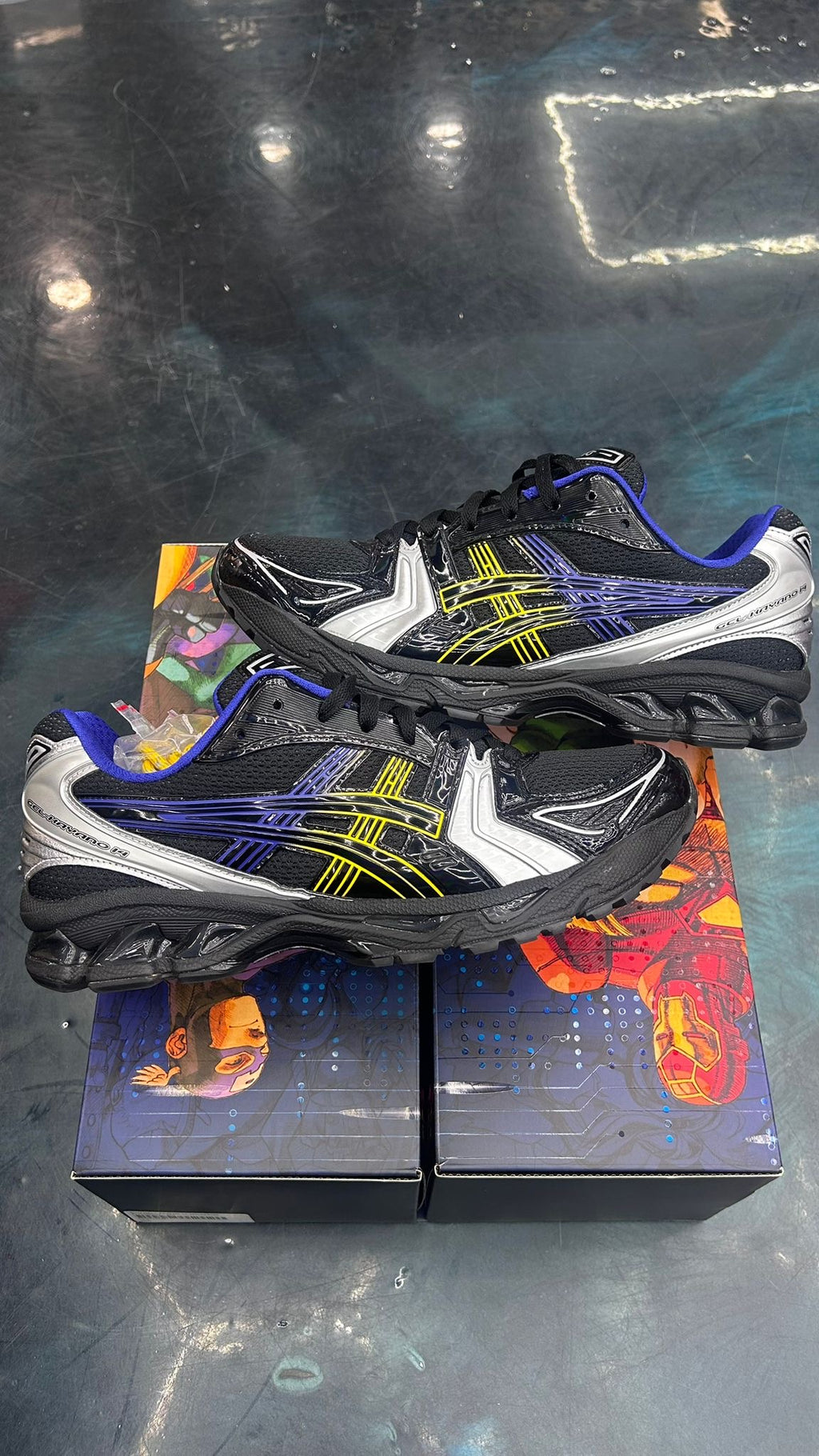 ASICS GEL-KAYANO 14 KITH MARVEL VS CAPCOM WOLVERINE PRE OWNED SIZE 10.5