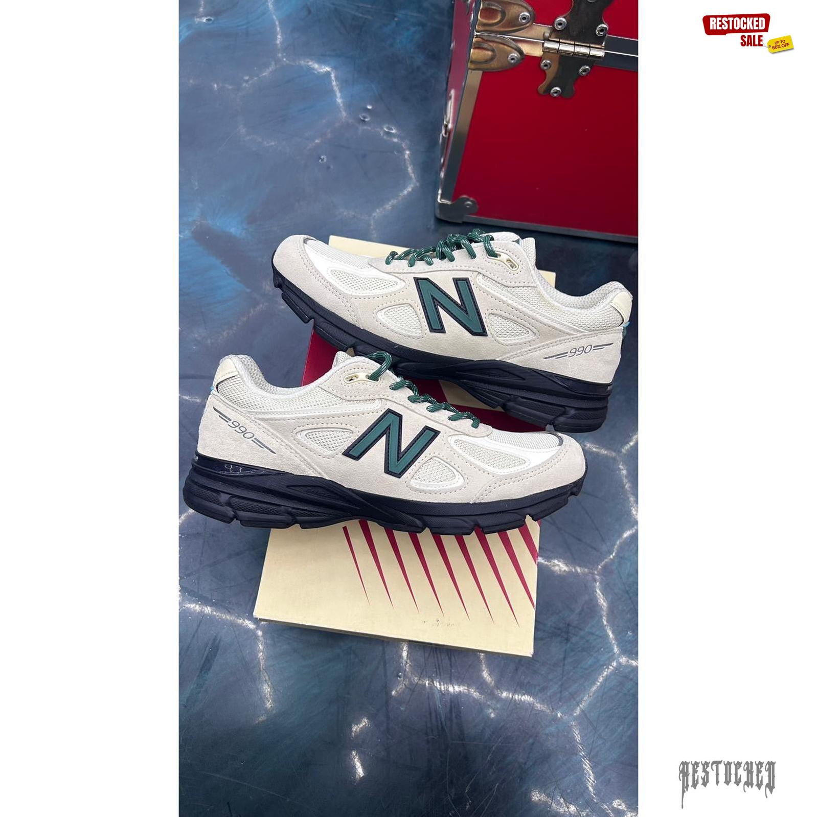 NEW BALANCE 990v4 MIUSA TEDDY SANTIS MACADAMIA NUT PRE OWNED SIZE 8