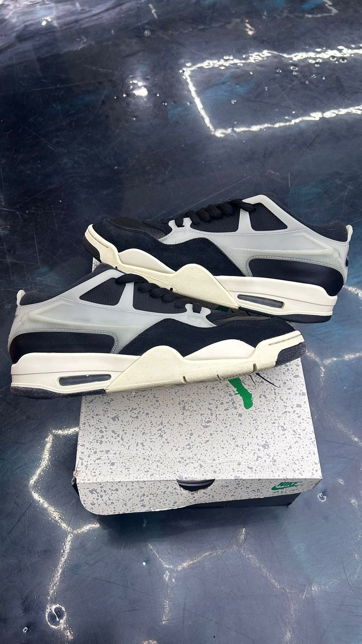 JORDAN 4 RM BLACK SAIL PRE OWNED SIZE 12