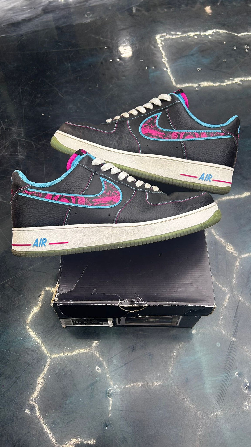 NIKE AIR FORCE 1 LOW MIAMI NIGHTS PRE OWNED SIZE 12