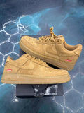 NIKE AIR FORCE 1 LOW SP SUPREME WHEAT PRE OWNED SIZE 11