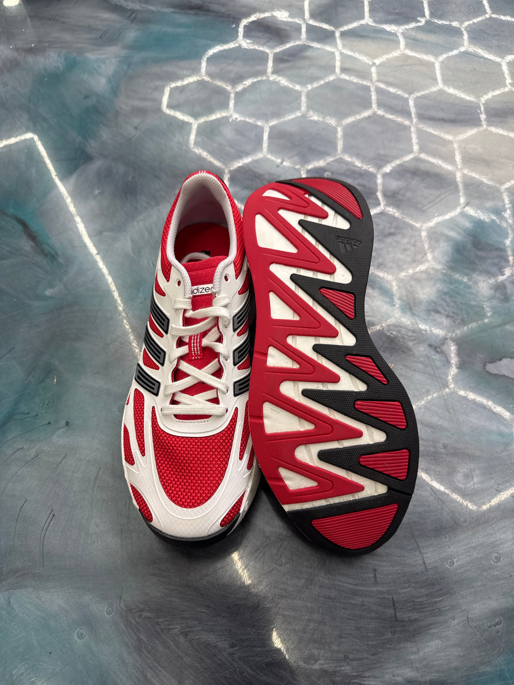 ADIDAS ADIZERO BRAND NEW SIZE 8.5 NO BOX