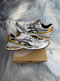 ASICS GEL KAYANO WHITE PURE GOLD PRE OWNED SIZE 10.5