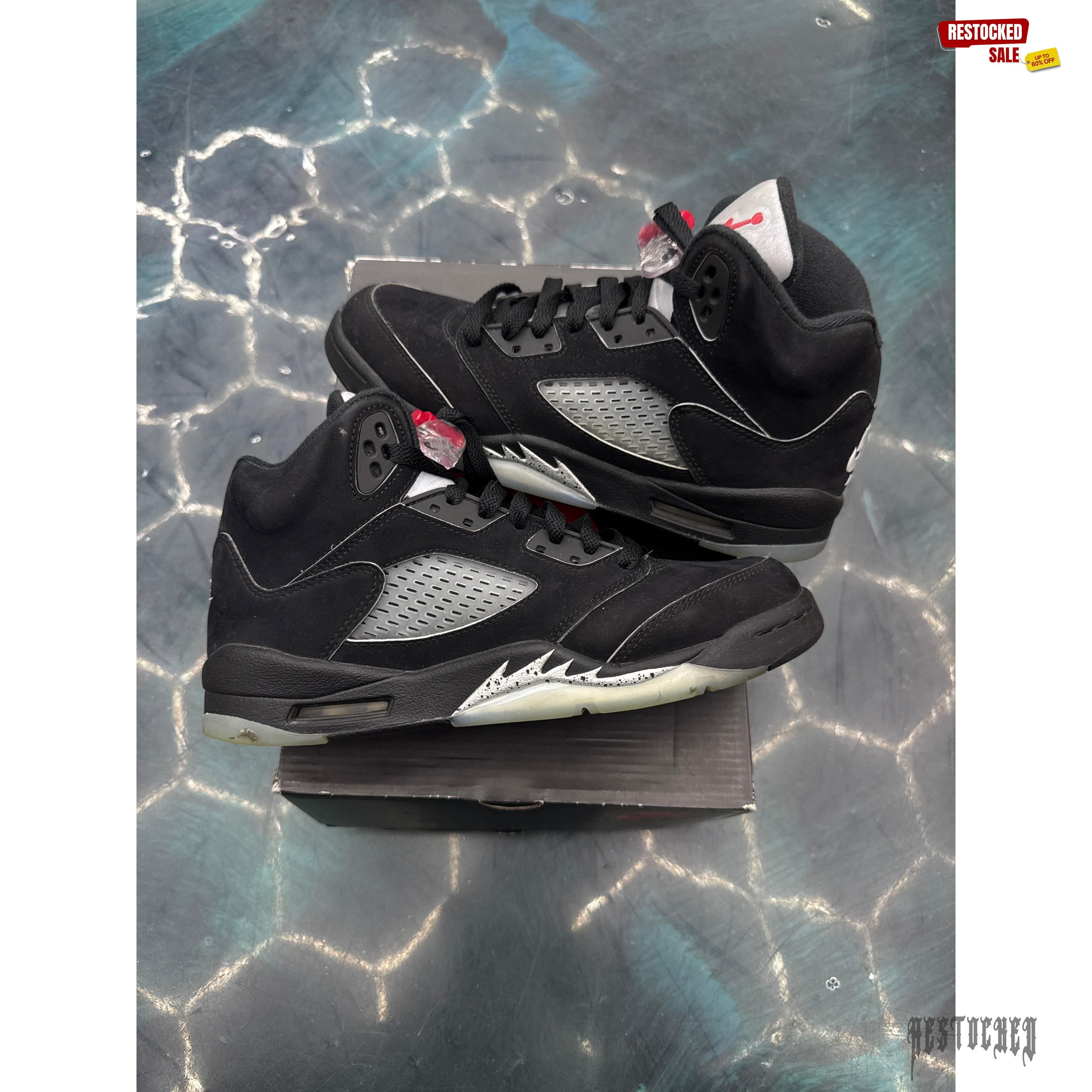 JORDAN 5 RETRO OG BLACK METALLIC REIMAGINED PRE OWNED SIZE 7Y