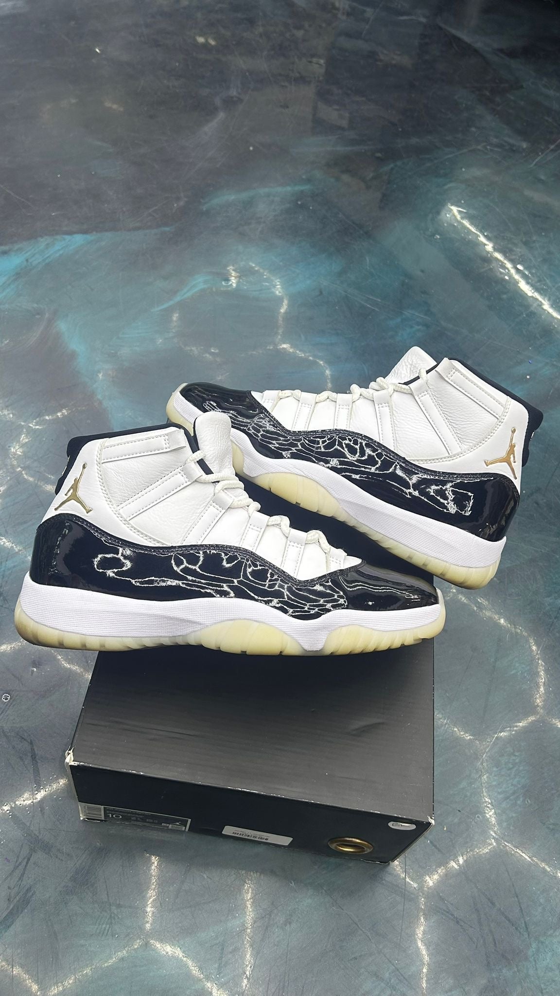 JORDAN 11 RETRO DMP GRATITUDE PRE OWNED SIZE 10