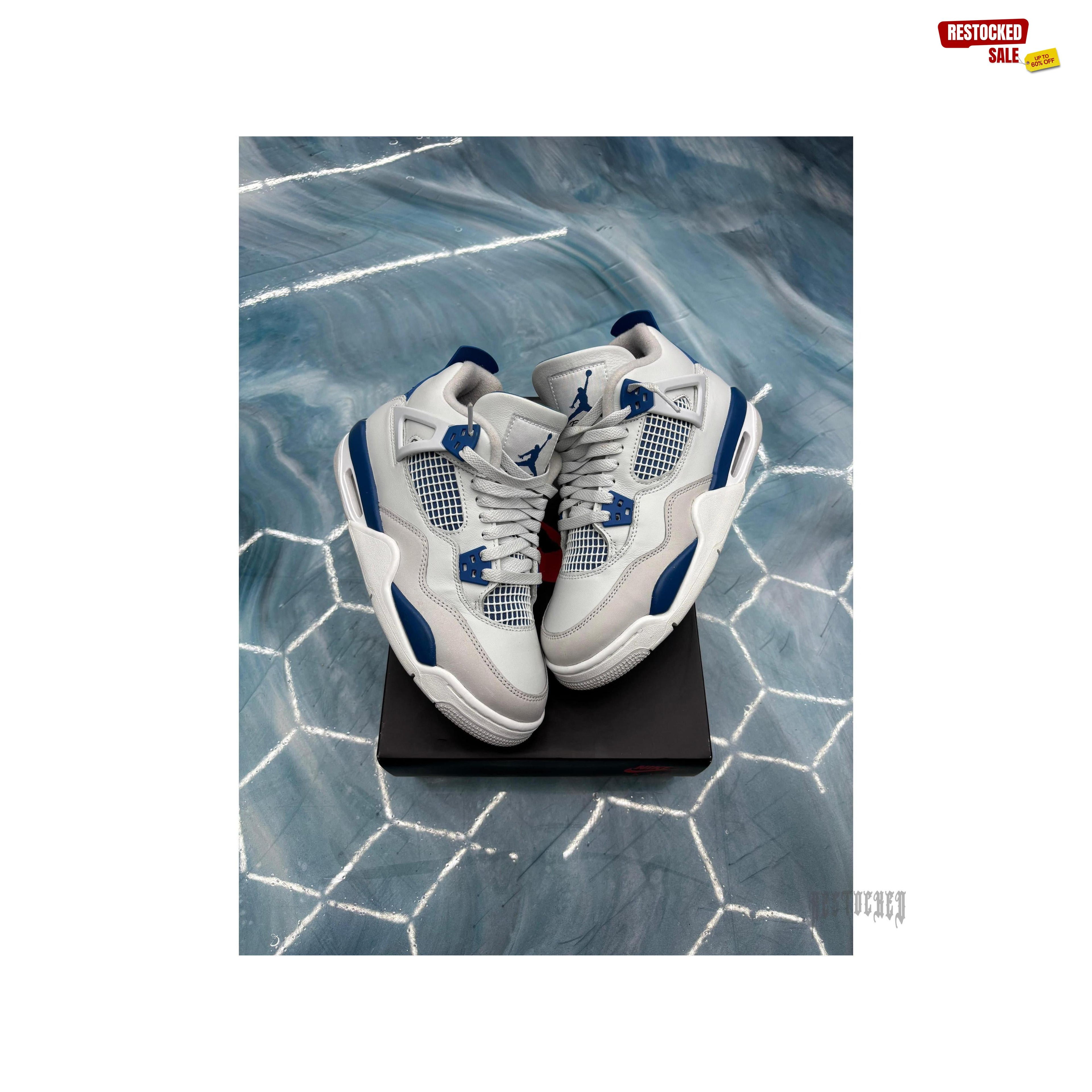 JORDAN 4 RETRO MILITARY BLUE (2024) PRE OWNED SIZE 6.5Y