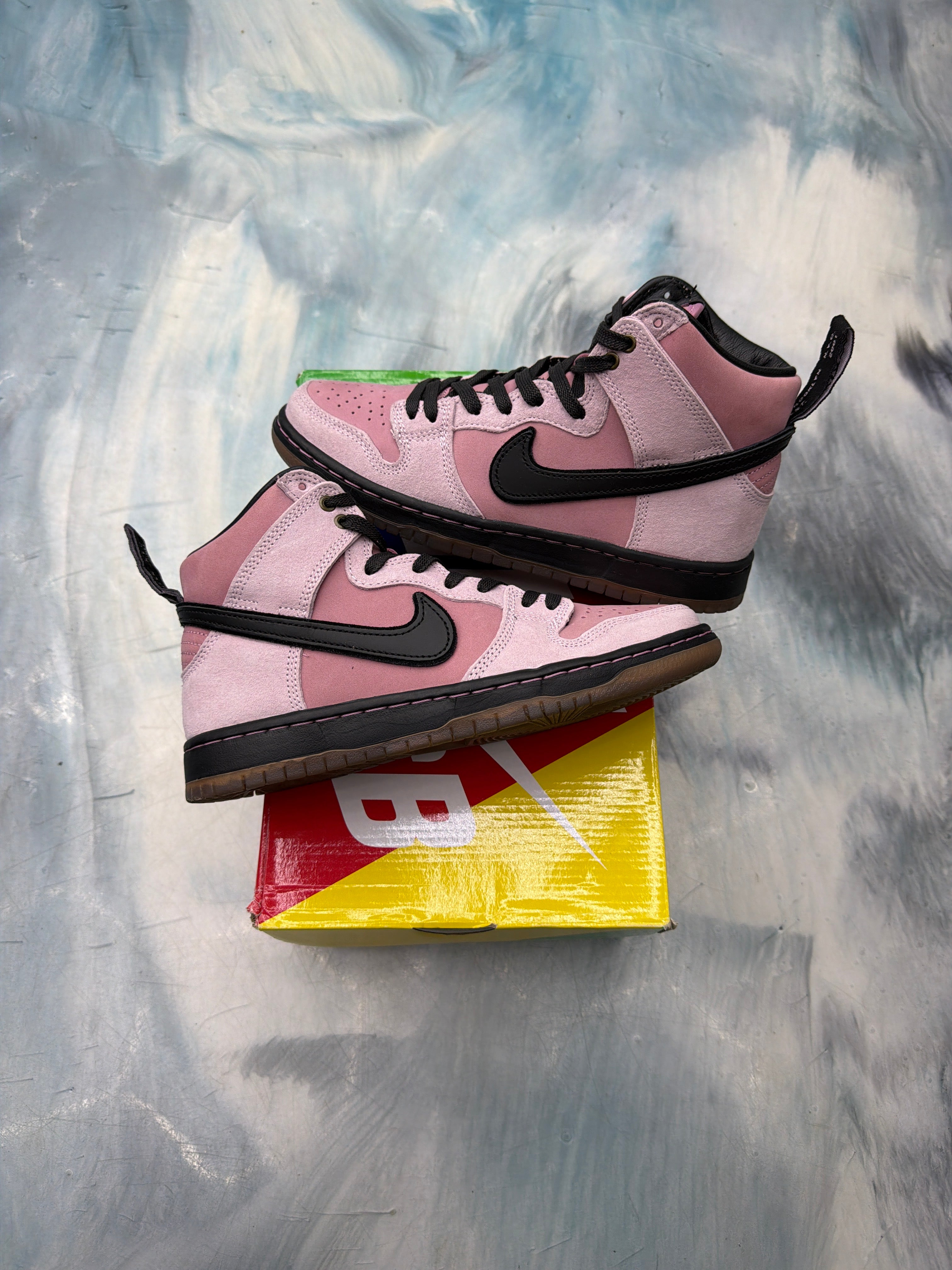 NIKE SB DUNK HIGH PRO KCDC PRE OWNED SIZE 6