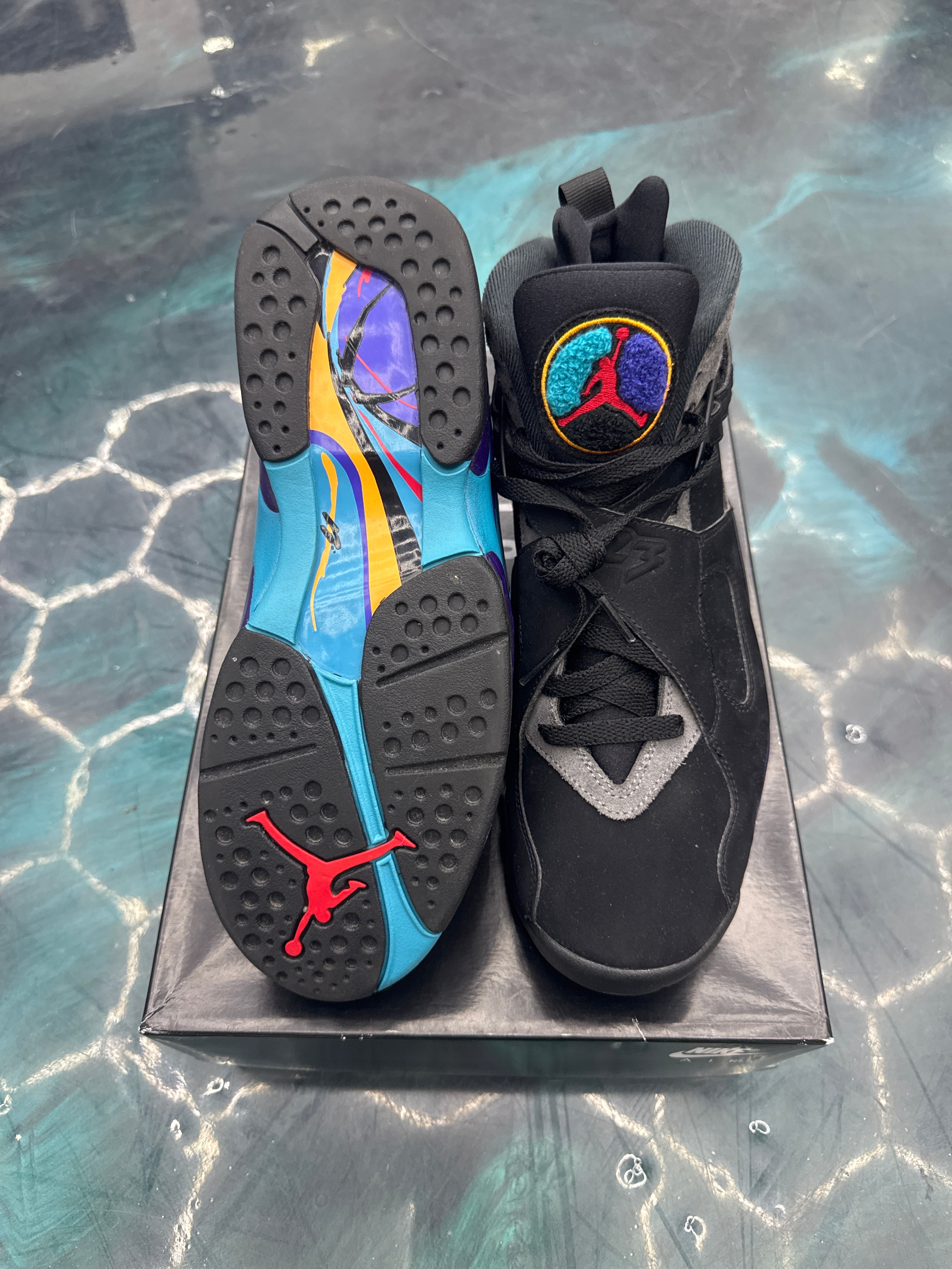 JORDAN 8 RETRO AQUA PRE OWNED SIZE 9.5