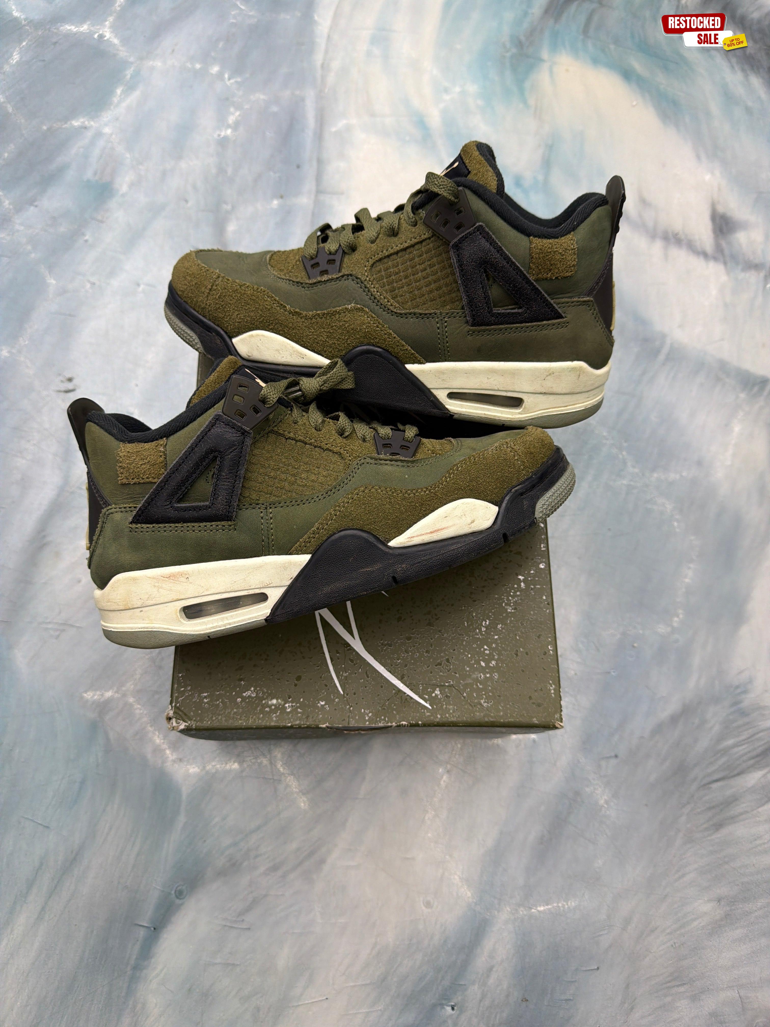 JORDAN 4 RETRO CRAFT MEDIUM OLIVE GS PRE OWNED SIZE 7Y