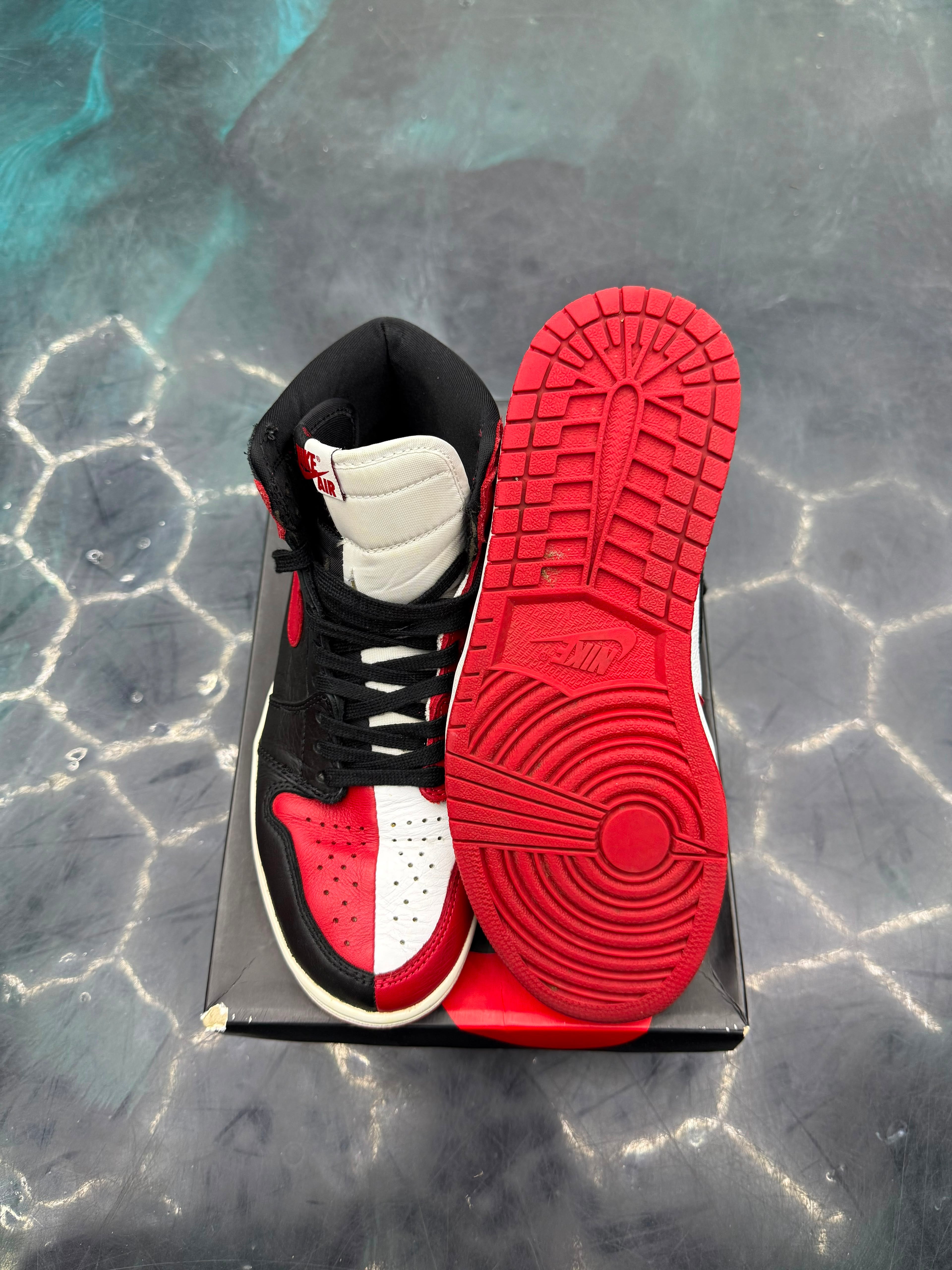 JORDAN 1 RETRO HIGH HOMAGE TO HOME (NON-NUMBERED) PRE OWNED SIZE 8