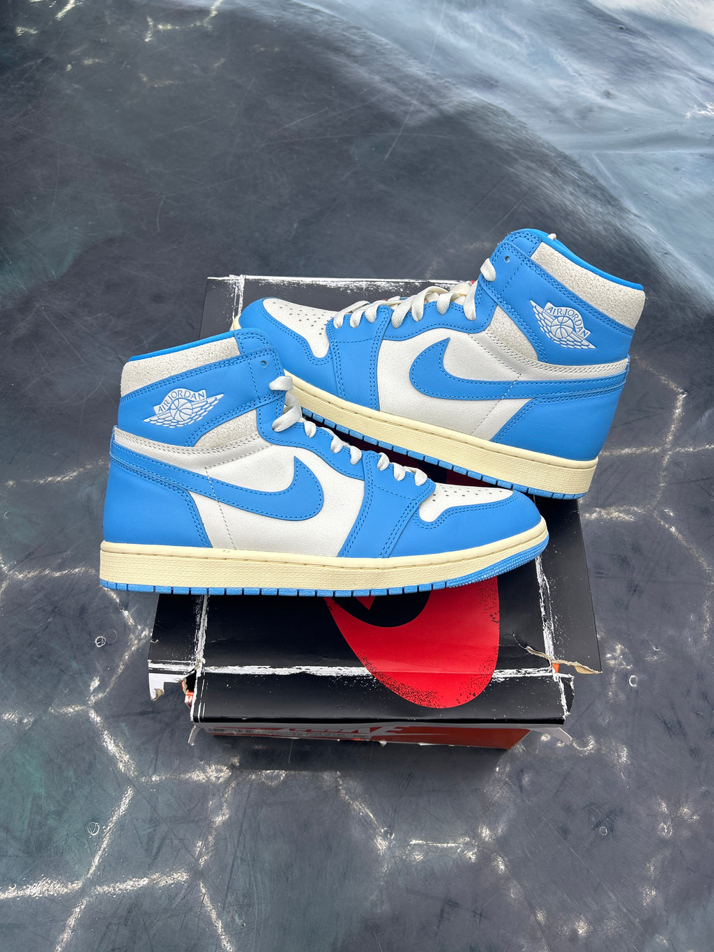 JORDAN 1 RETRO HIGH OG UNC REIMAGINED PRE-OWNED SIZE 10