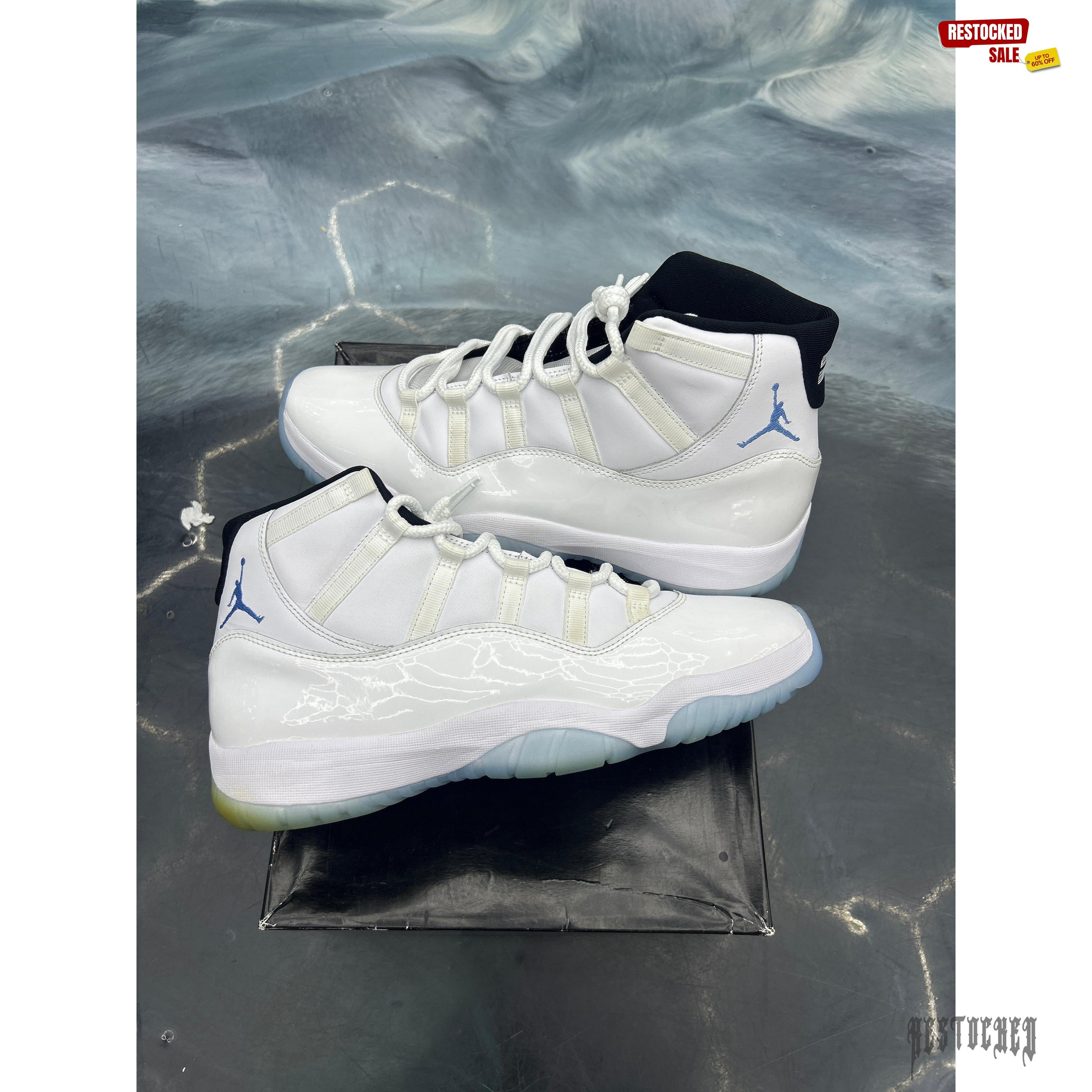JORDAN 11 RETRO LEGEND BLUE PRE OWNED SIZE 13