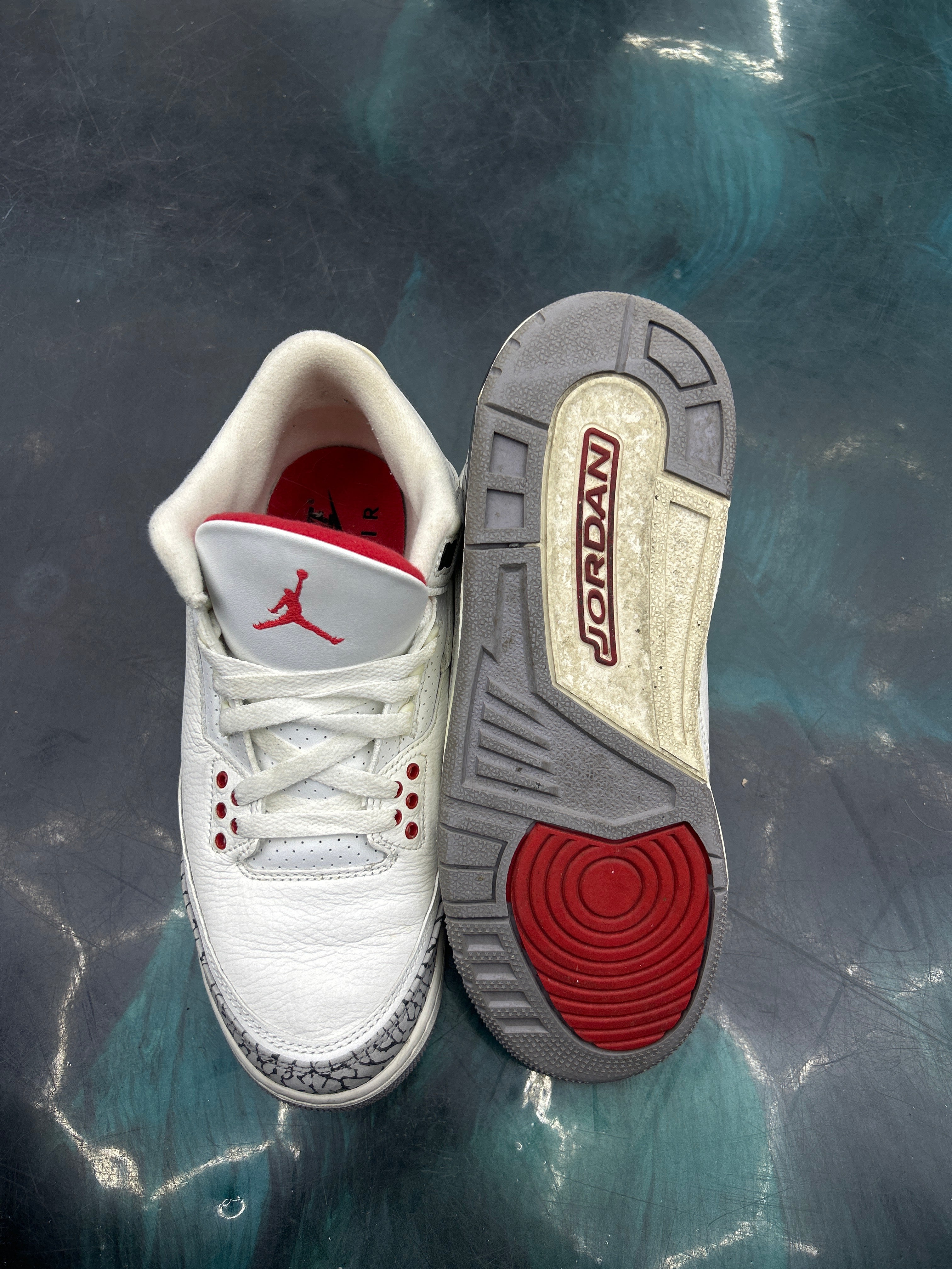 JORDAN 3 RETRO WHITE CEMENT REIMAGINED PRE OWNED SIZE 7Y NO BOX