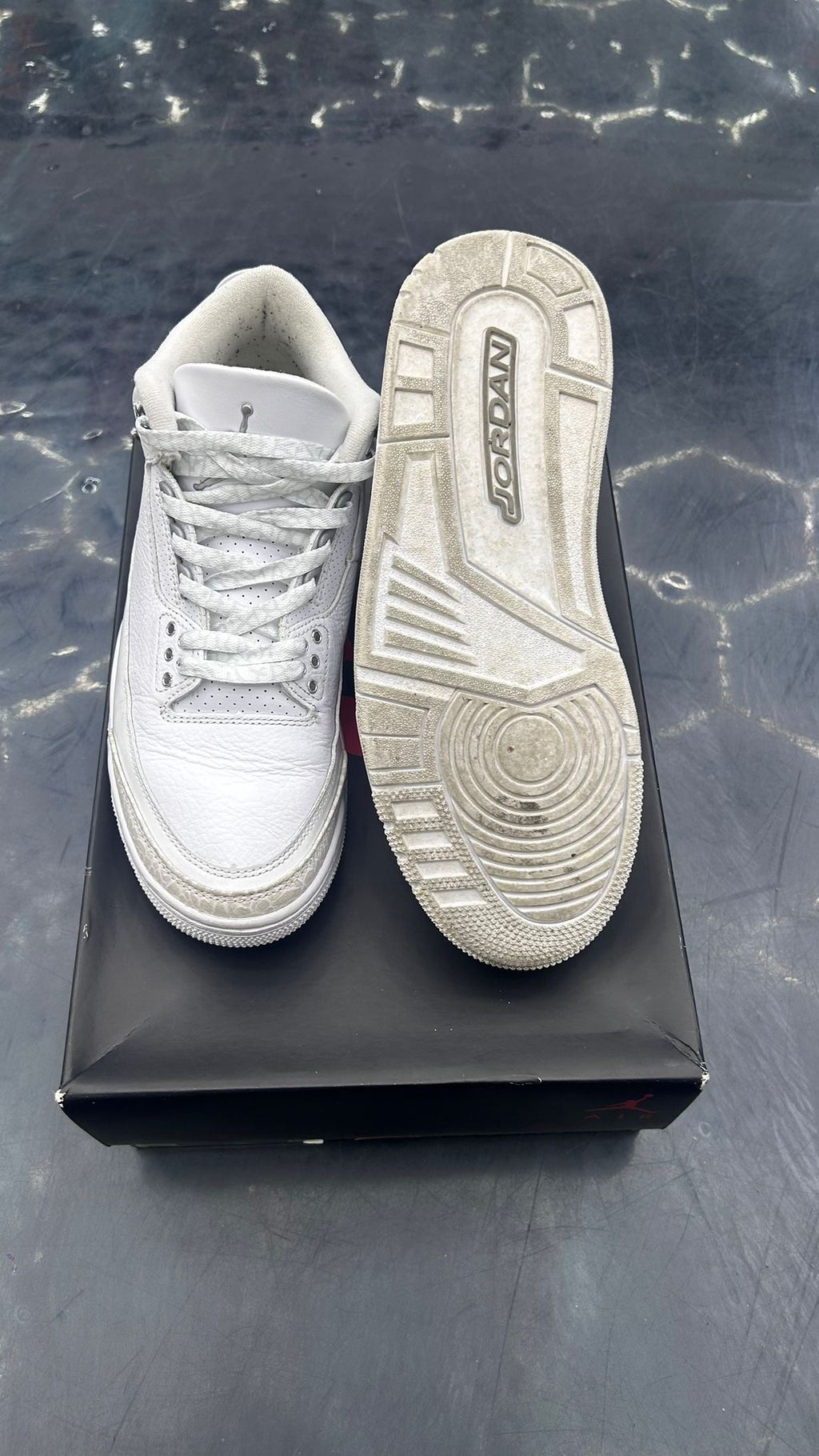 JORDAN 3 RETRO PURE MONEY PRE OWNED SIZE 8