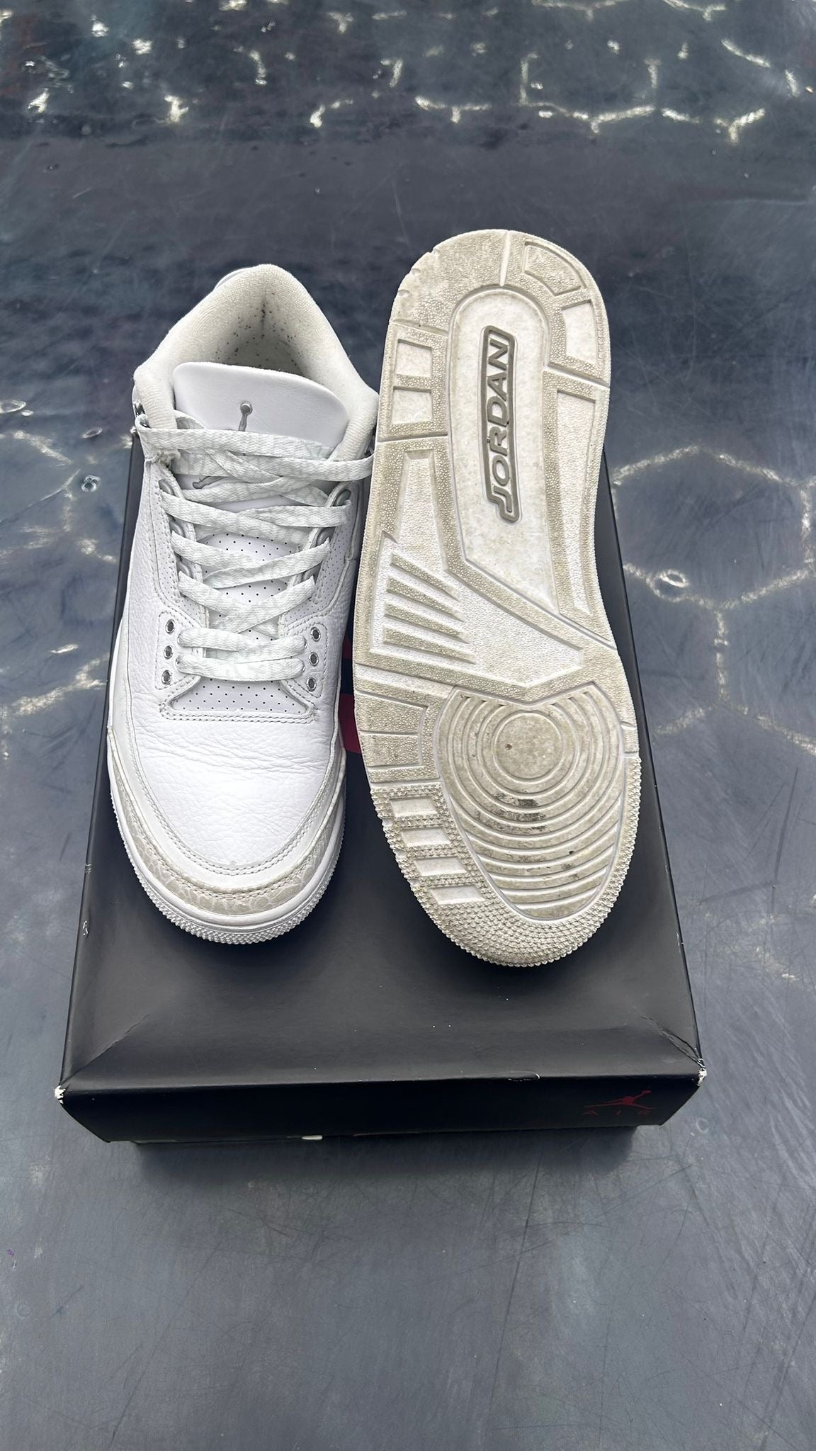 JORDAN 3 RETRO PURE MONEY PRE OWNED SIZE 8