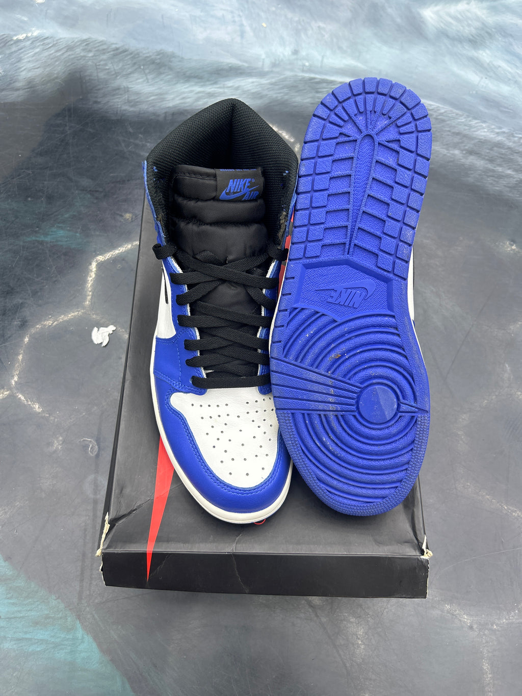 JORDAN 1 RETRO HIGH OG GAME ROYAL PRE OWNED SIZE 10.5
