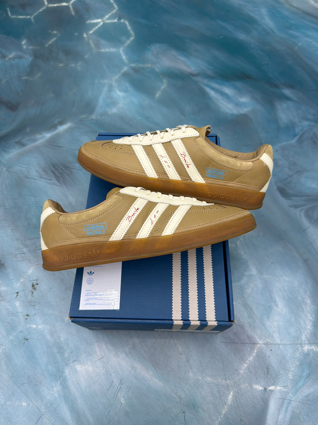 ADIDAS GAZELLE INDOOR BAD BUNNY X MESSI PRE OWNED SIZE 9.5