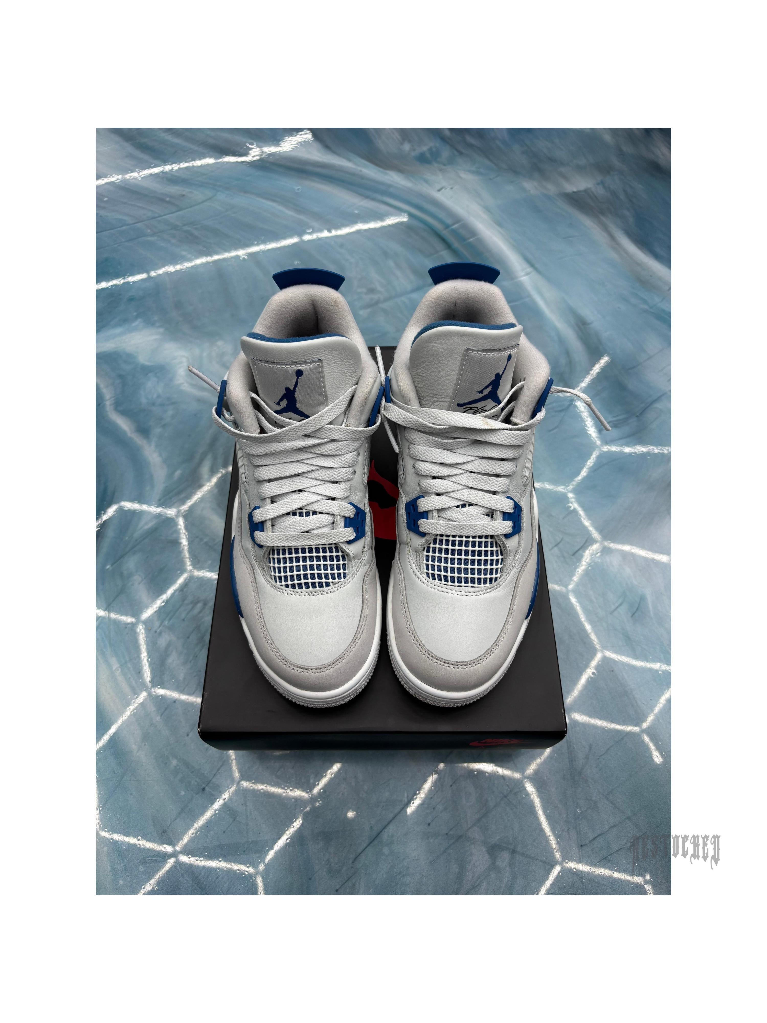 JORDAN 4 RETRO MILITARY BLUE (2024) PRE OWNED SIZE 6.5Y