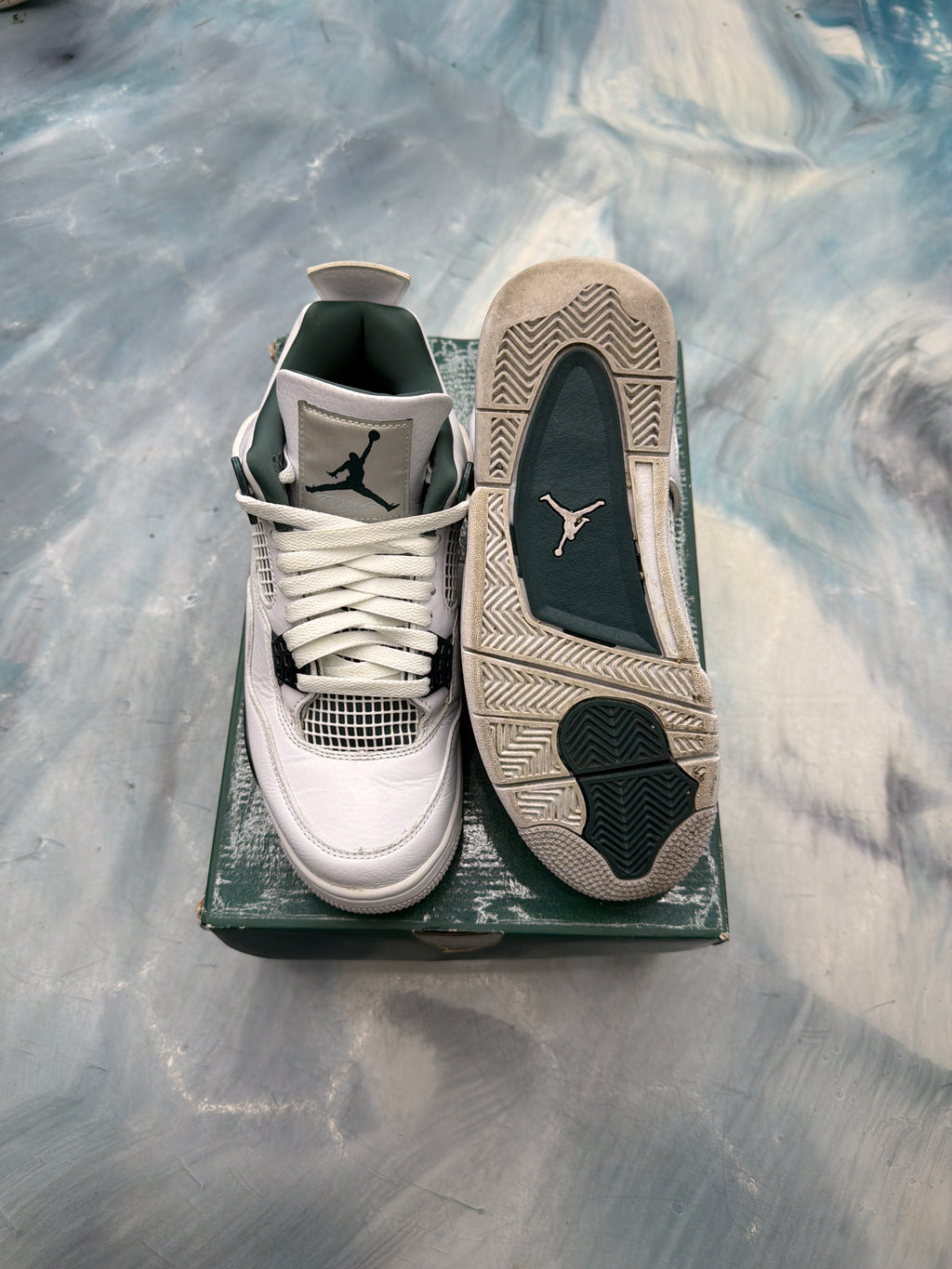 JORDAN 4 RETRO OXIDIZED GREEN PRE OWNED SIZE 7