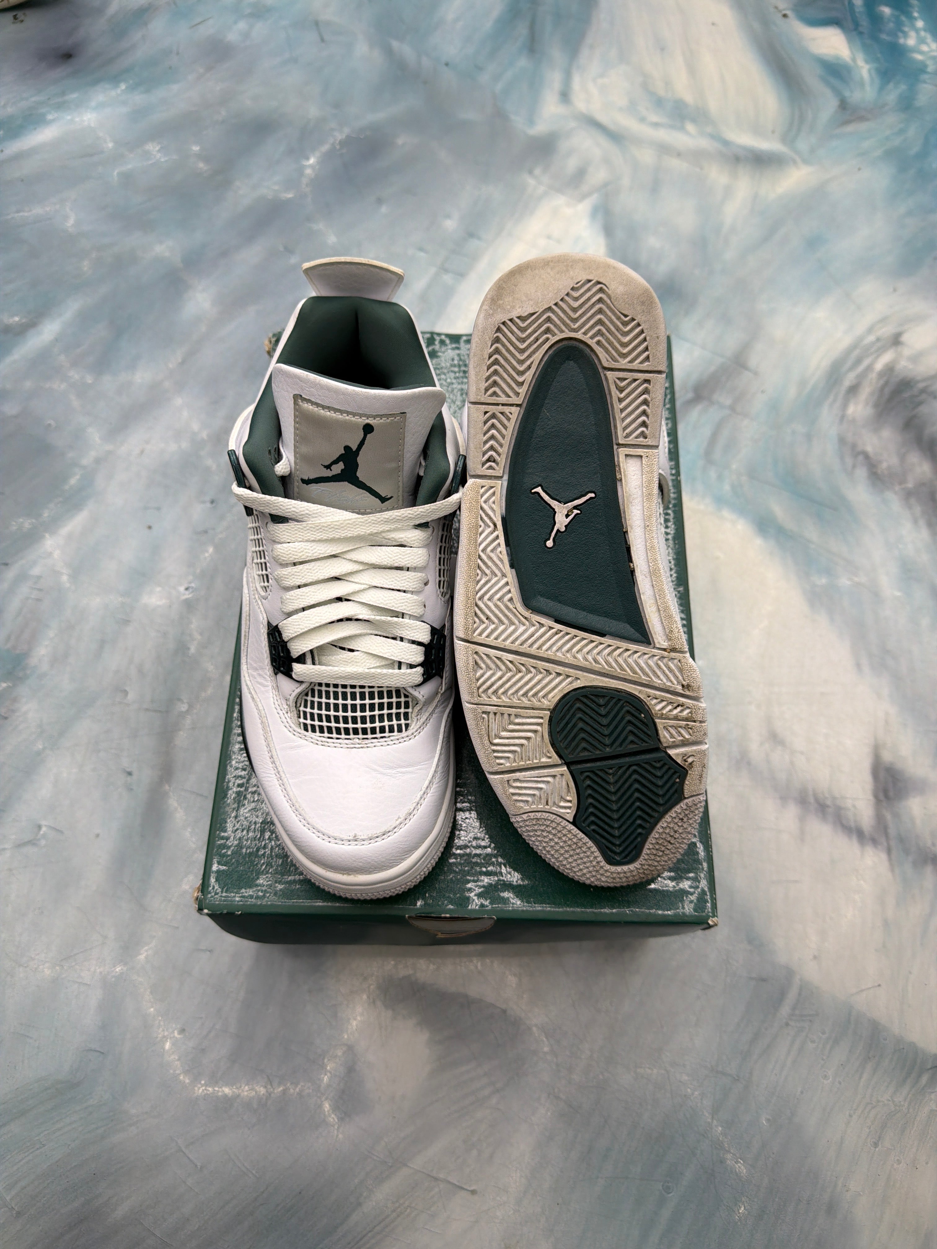 JORDAN 4 RETRO OXIDIZED GREEN PRE OWNED SIZE 7