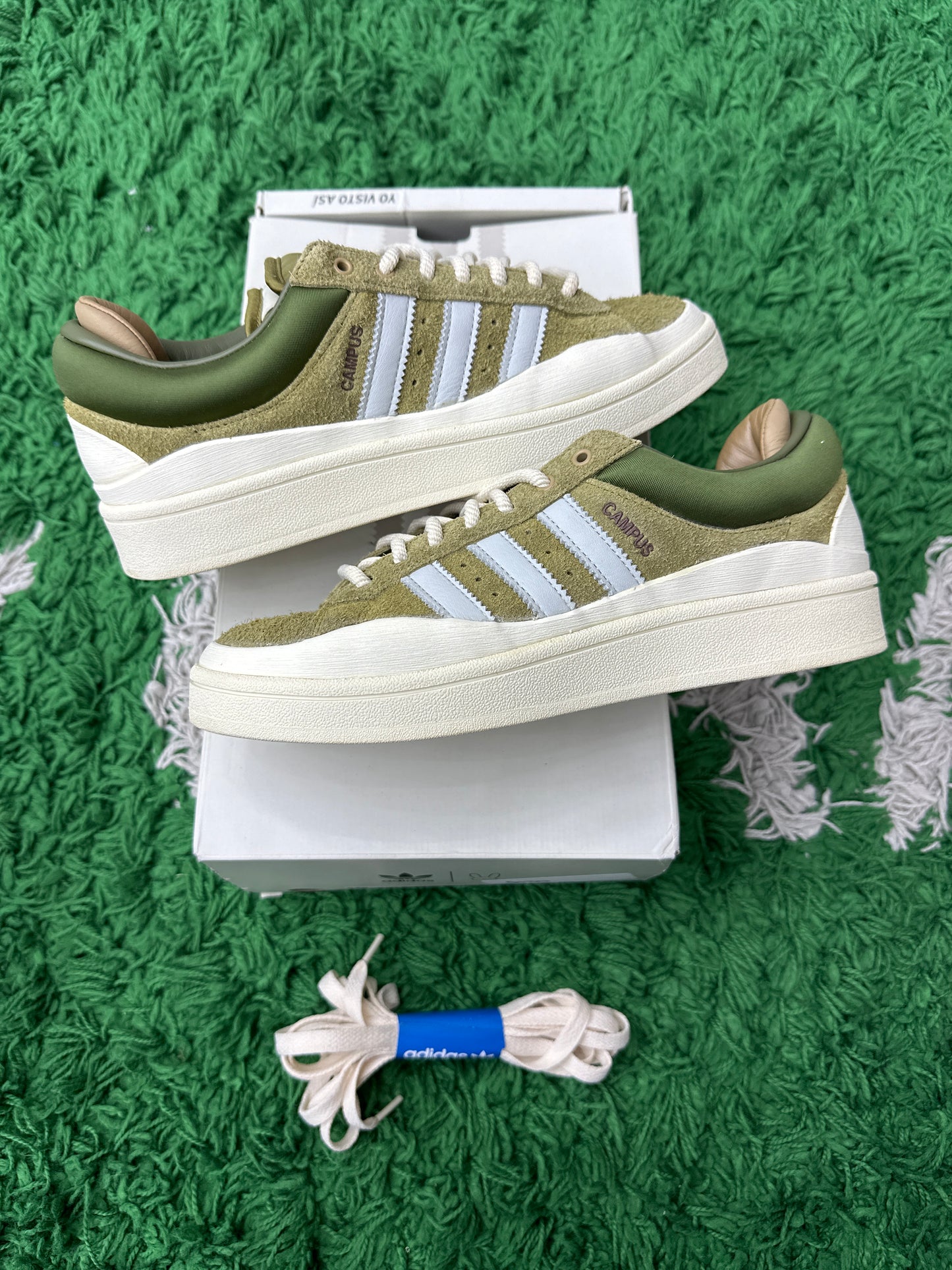 ADIDAS CAMPUS LIGHT BAD BUNNY WILD MOSS PRE-OWNED SIZE 6