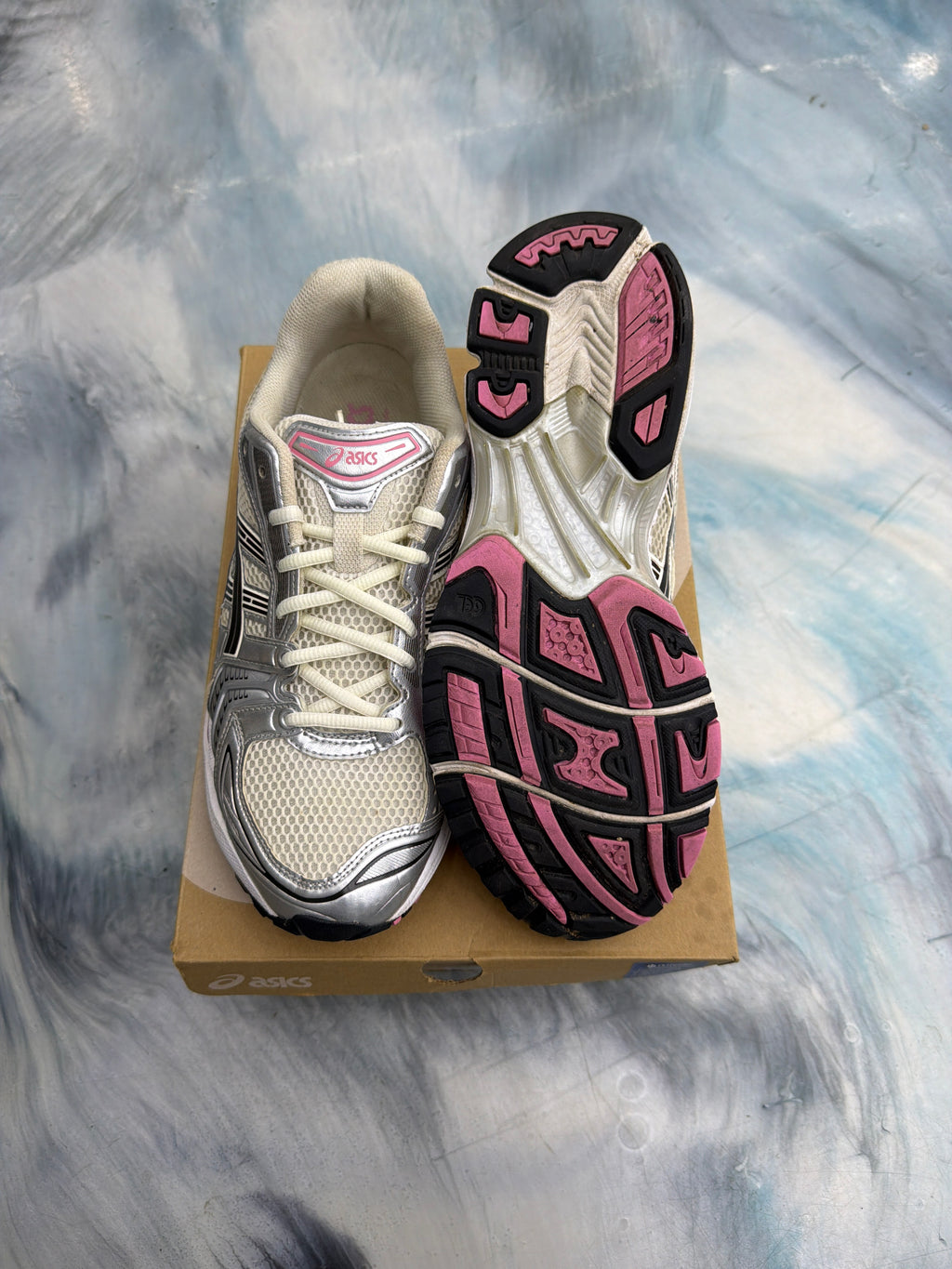 ASICS GEL-KAYANO 14 CREAM SWEET PINK PRE OWNED SIZE 10.5