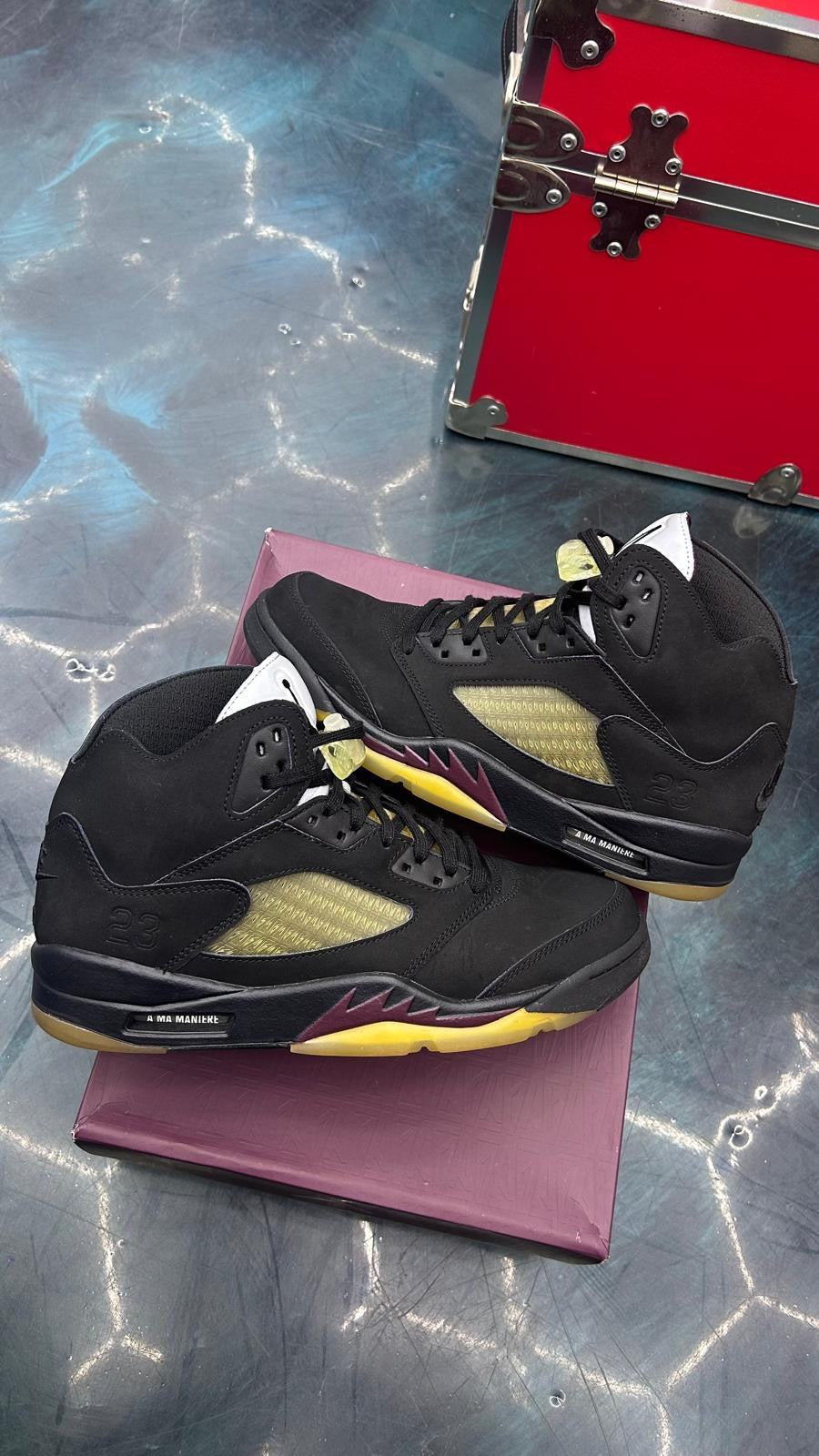 JORDAN 5 RETRO A MA MANIERE PRE OWNED SIZE 9.5