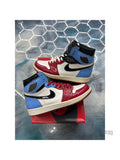 JORDAN 1 RETRO HIGH FEARLESS UNC CHICAGO PRE OWNED SIZE 9.5