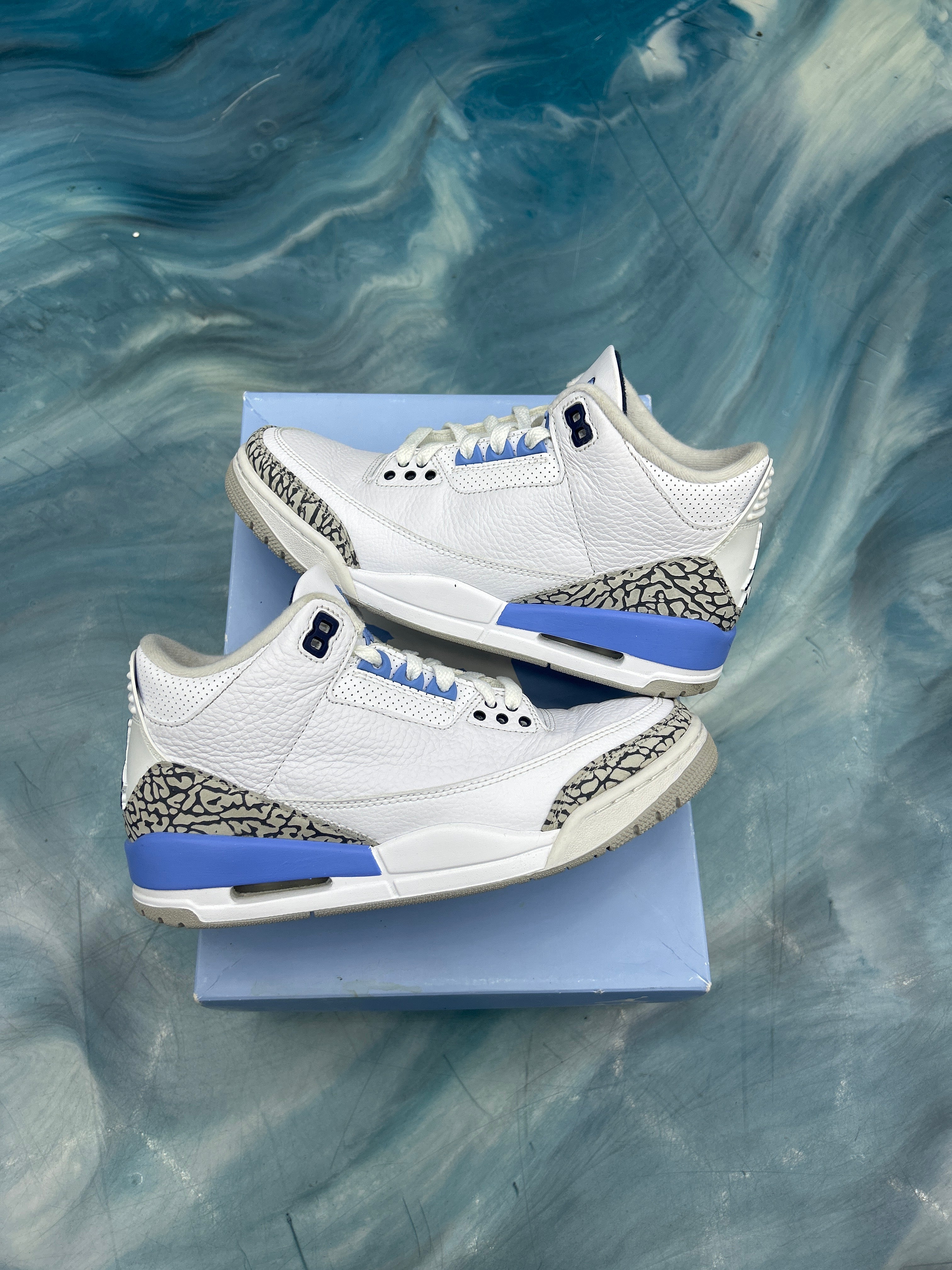 JORDAN 3 RETRO UNC (2020) PRE OWNED SIZE 7.5
