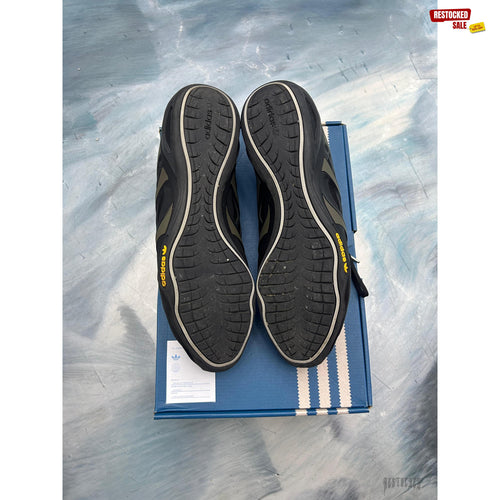 ADIDAS ADIRACER BAD BUNNY x MERCEDE AMG PRE OWNED SIZE 11