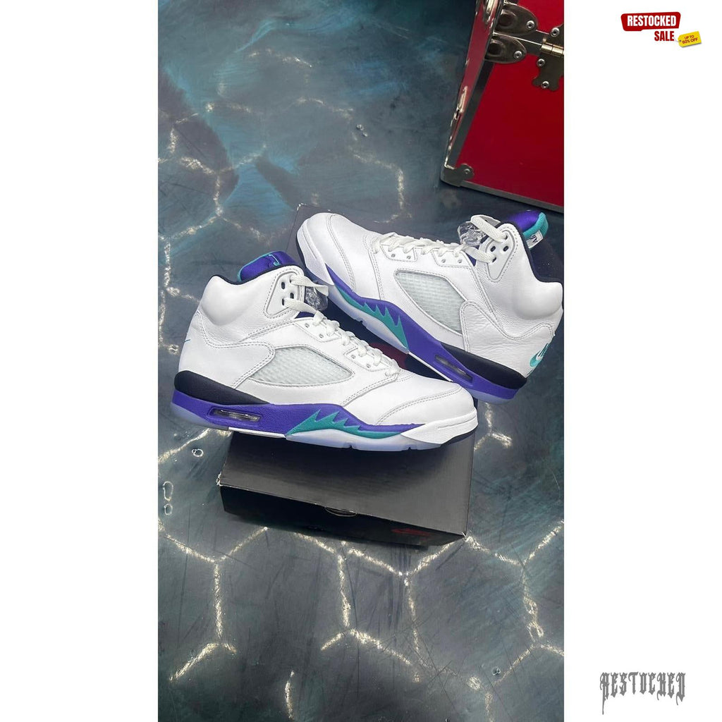 JORDAN 5 RETRO GRAPE PRE OWNED SIZE 8