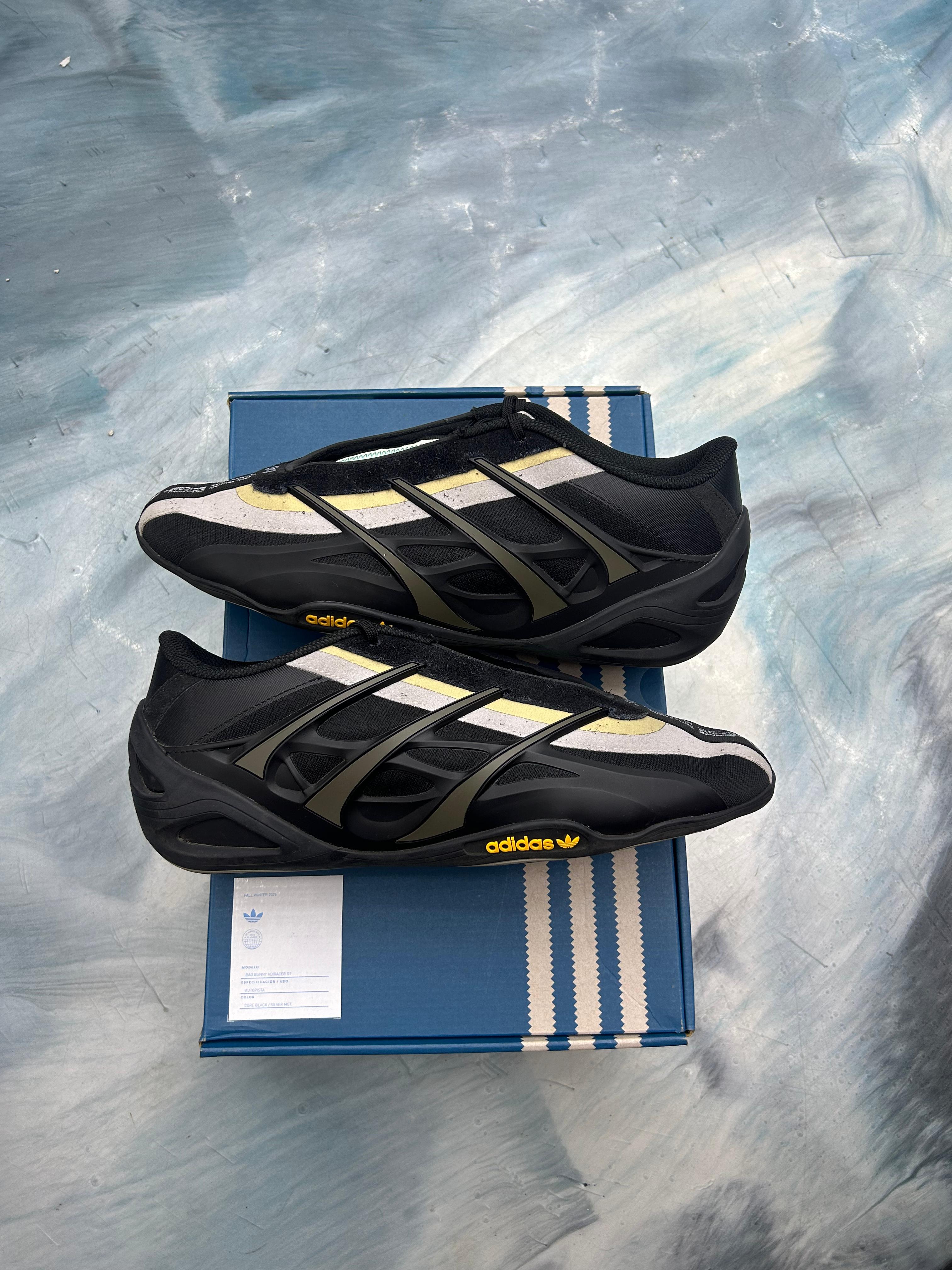 ADIDAS ADIRACER BAD BUNNY x MERCEDE AMG PRE OWNED SIZE 11