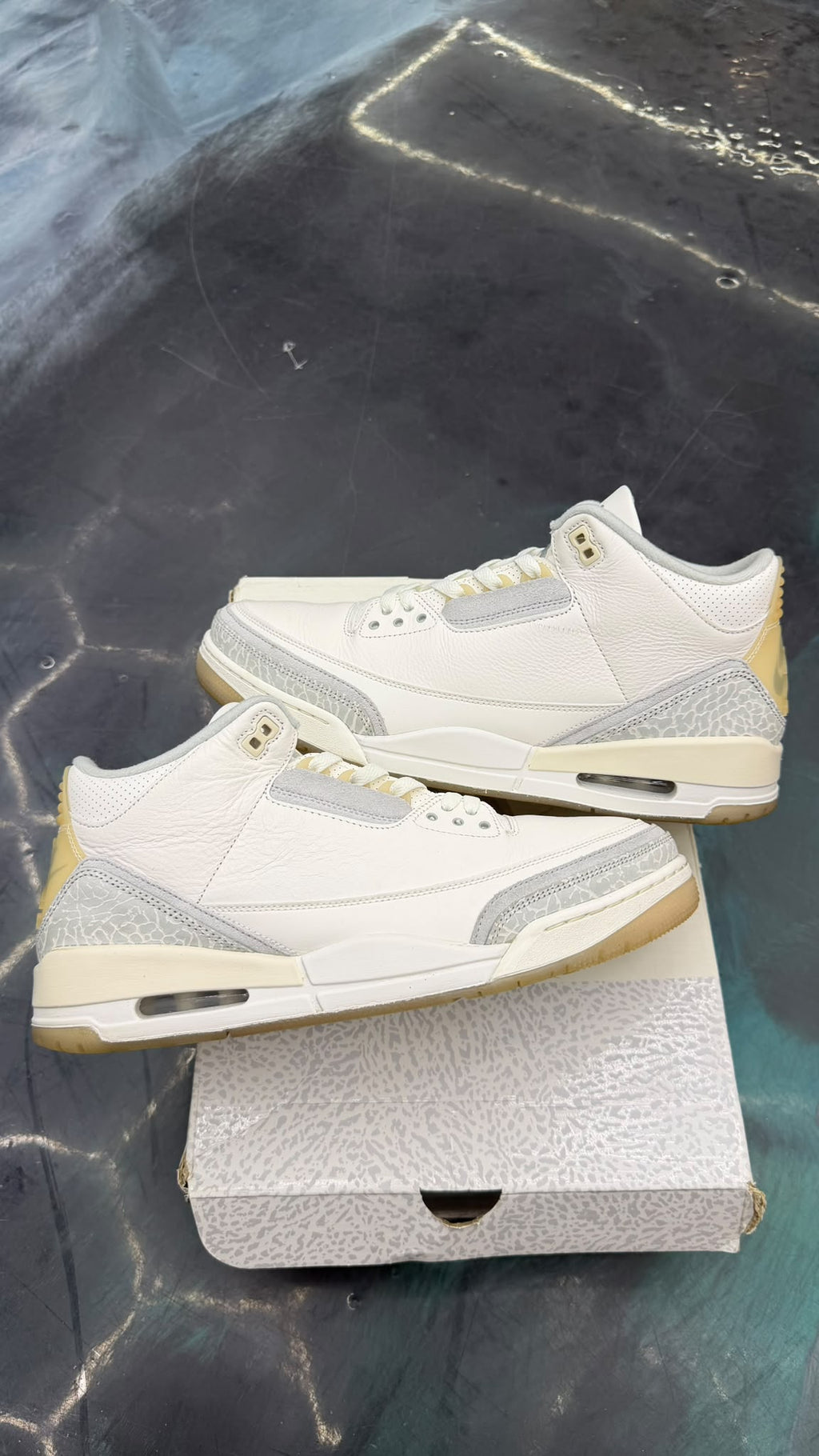 JORDAN 3 RETRO CRAFT PRE OWNED SIZE 13