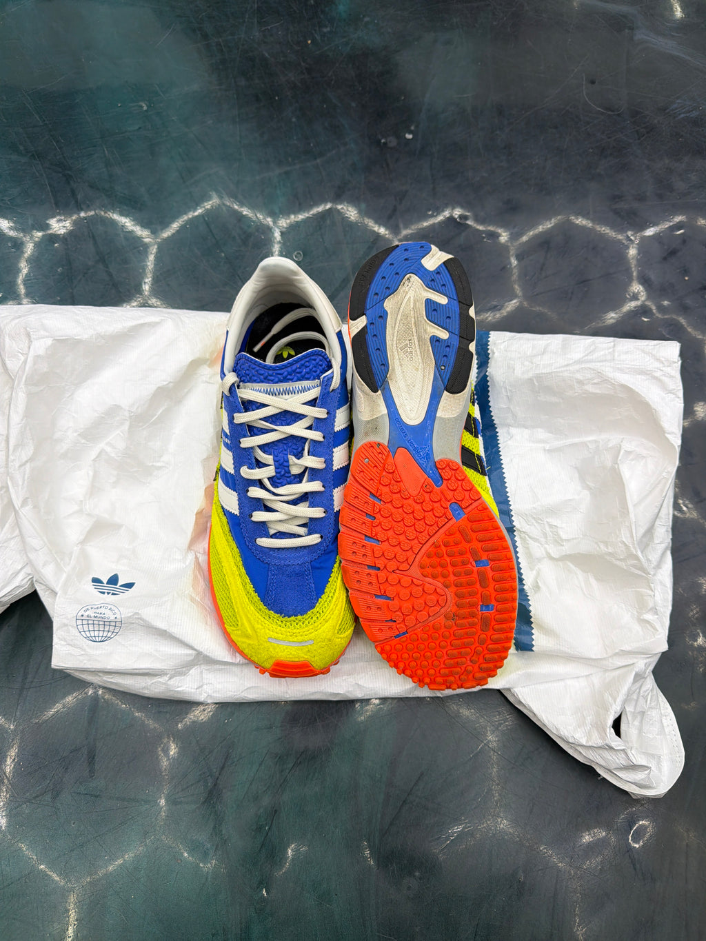 ADIDAS ADIZERO sl 72 BAD BUNNY BLUE SIZE 8 NO BOX