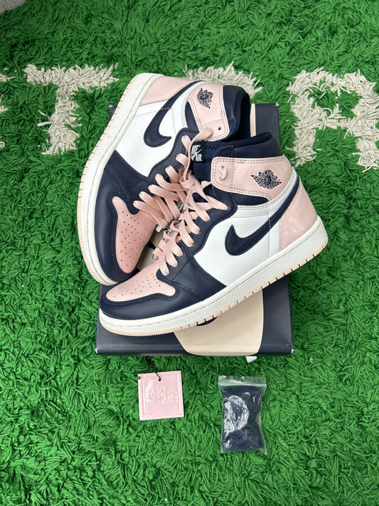 JORDAN 1 RETRO HIGH OG ATMOSPHERE (WOMEN’S) PRE-OWNED SIZE 7.5