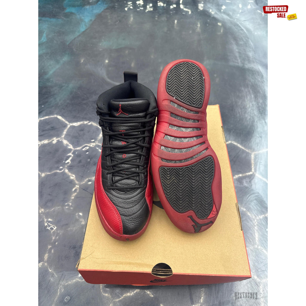 JORDAN 12 RETRO FLU GAME PRE OWNED SIZE 9