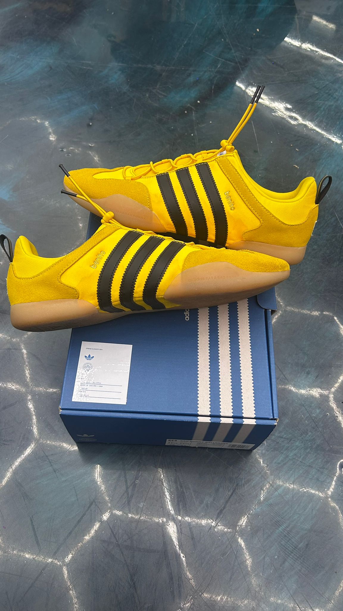 ADIDAS BALLERINA BAD BUNNY PRE OWNED SIZR 11.5