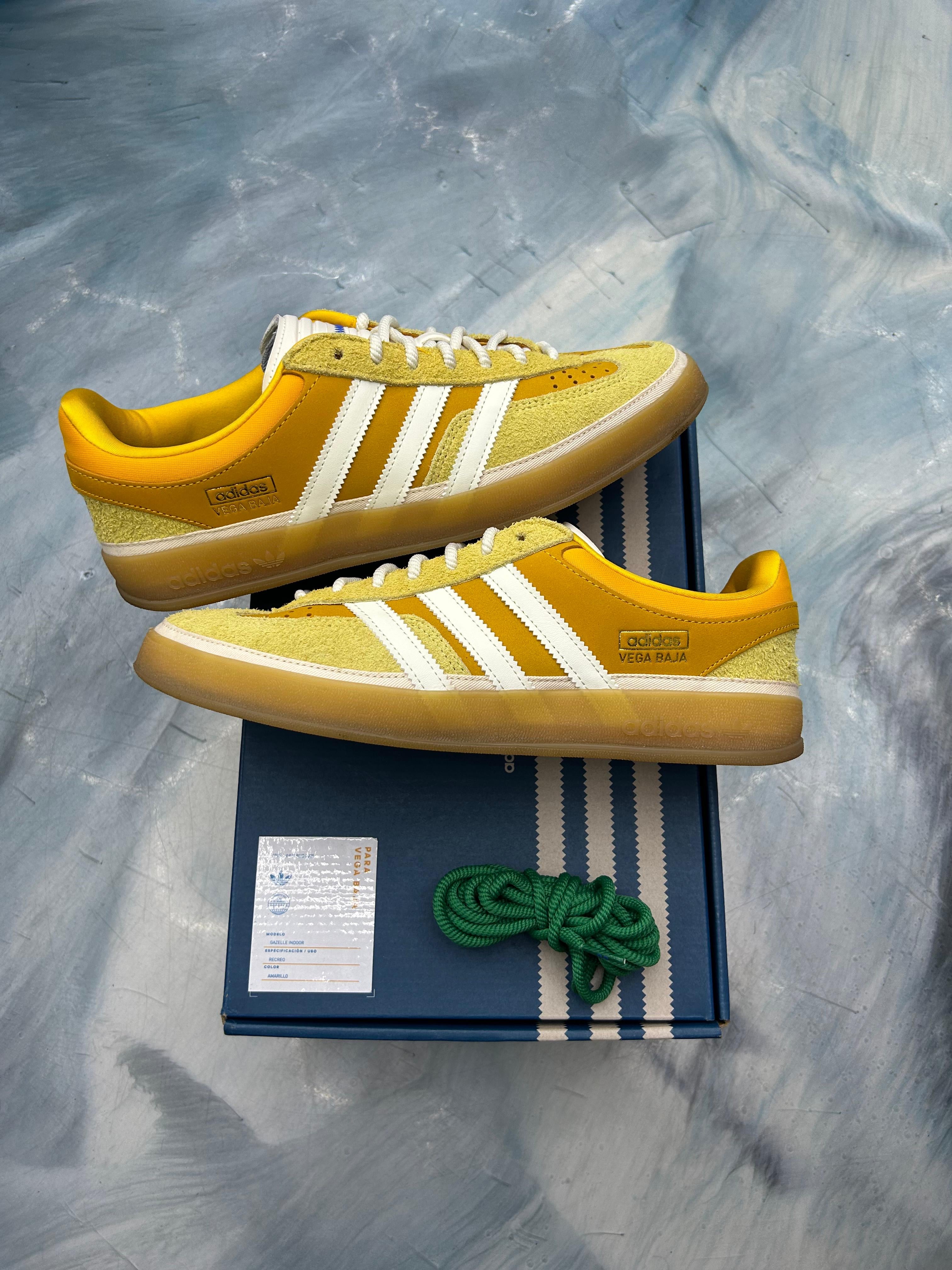 ADIDAS GAZELLE INDOOR BAD BUNNY VEGA BAJA PRE OWNED SIZE 9.5